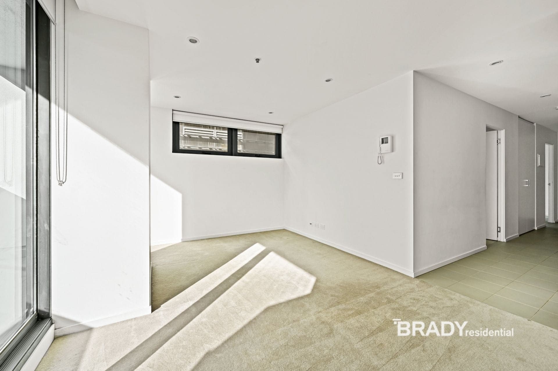 2903/5 Sutherland Street Melbourne VIC, Melbourne - Thumbnail 2