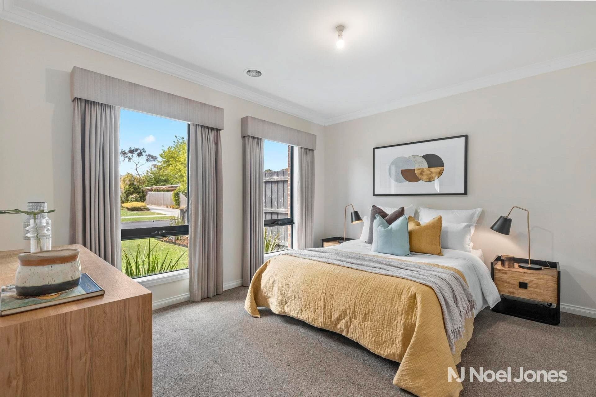 32 Lancaster Road, Mooroolbark - Thumbnail 7