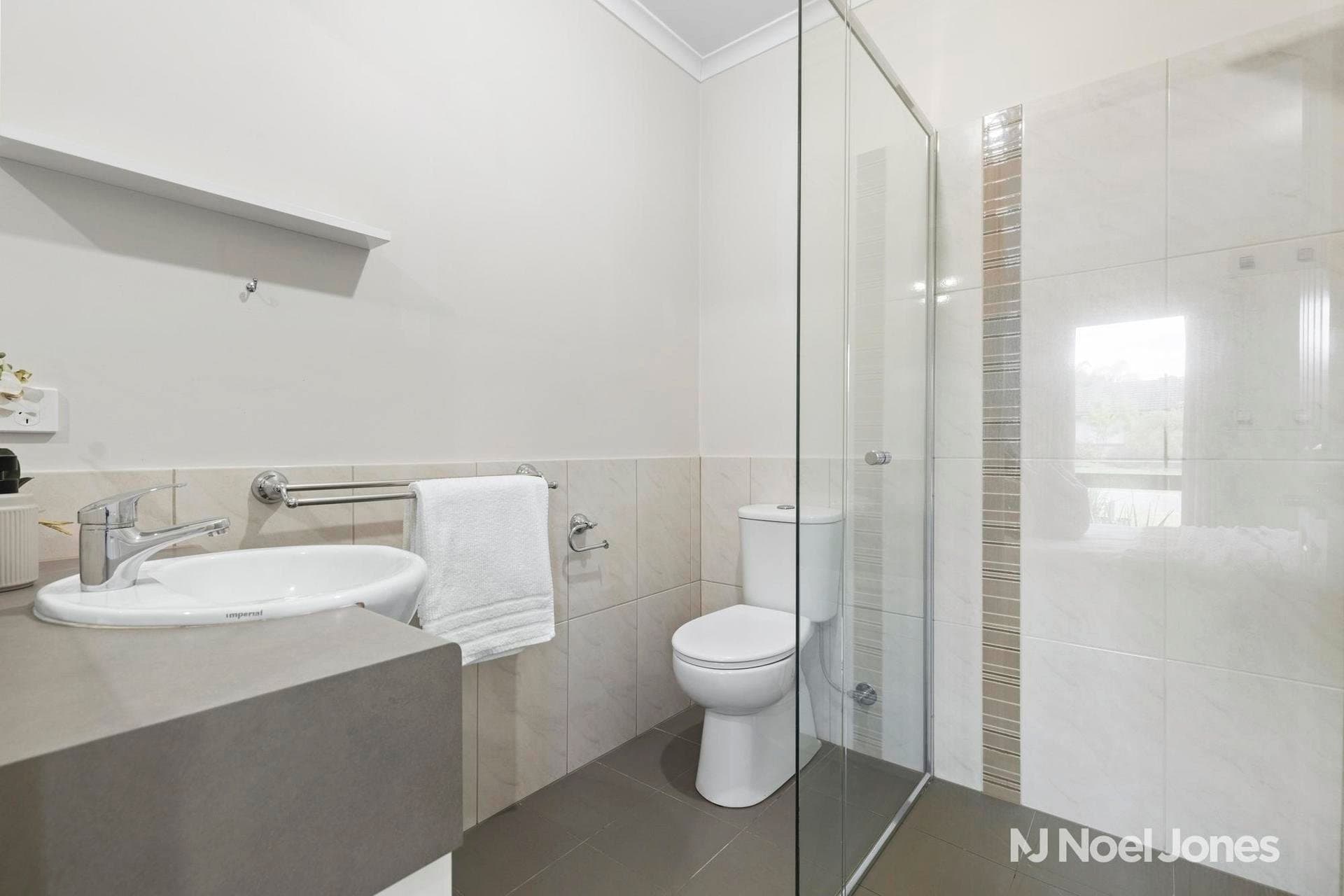 32 Lancaster Road, Mooroolbark - Thumbnail 8
