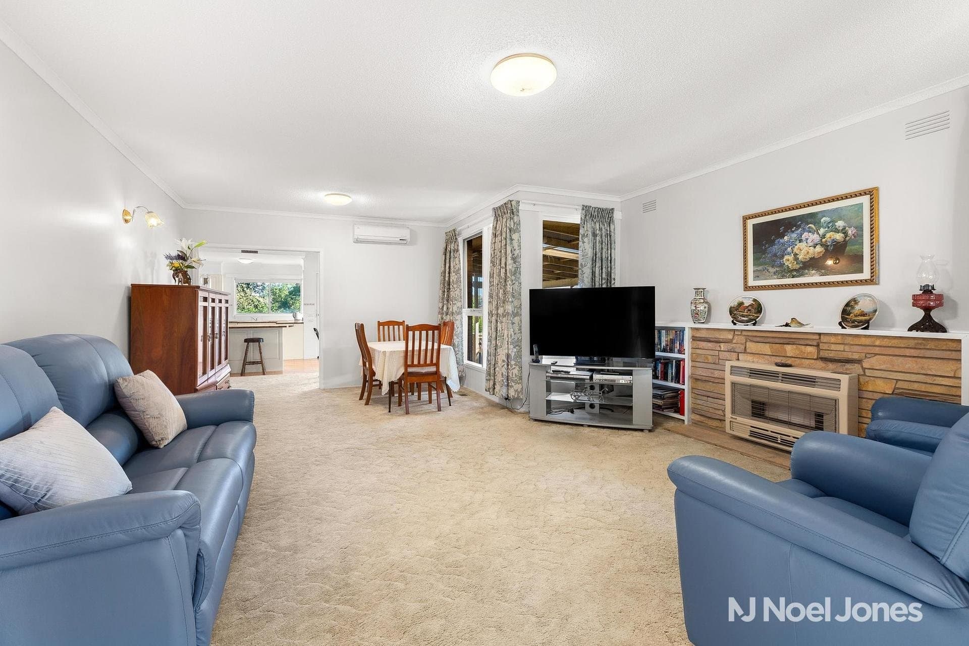 63 Meadowgate Drive, Chirnside Park - Thumbnail 3