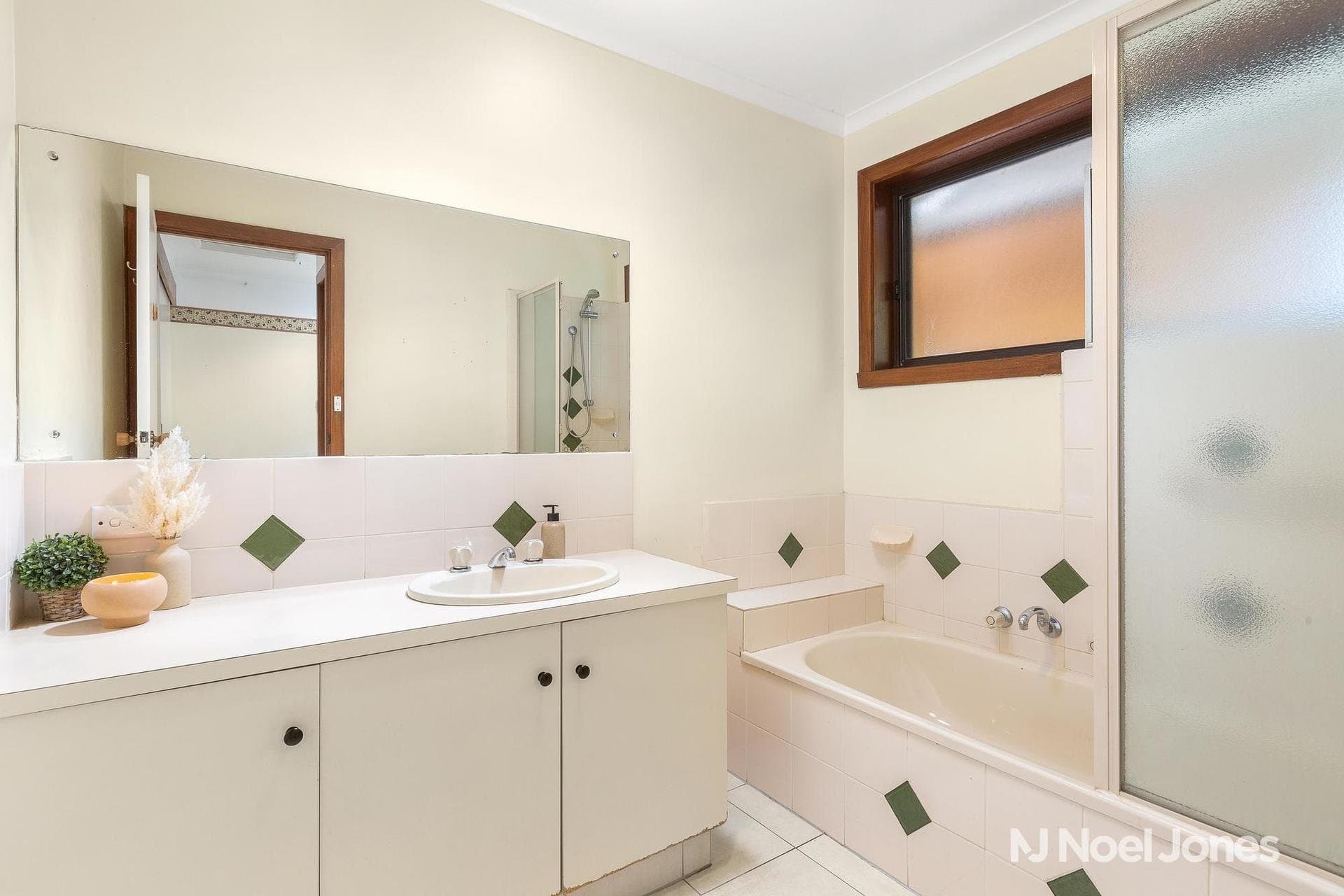 32 Bourke Street, Mount Evelyn - Thumbnail 7