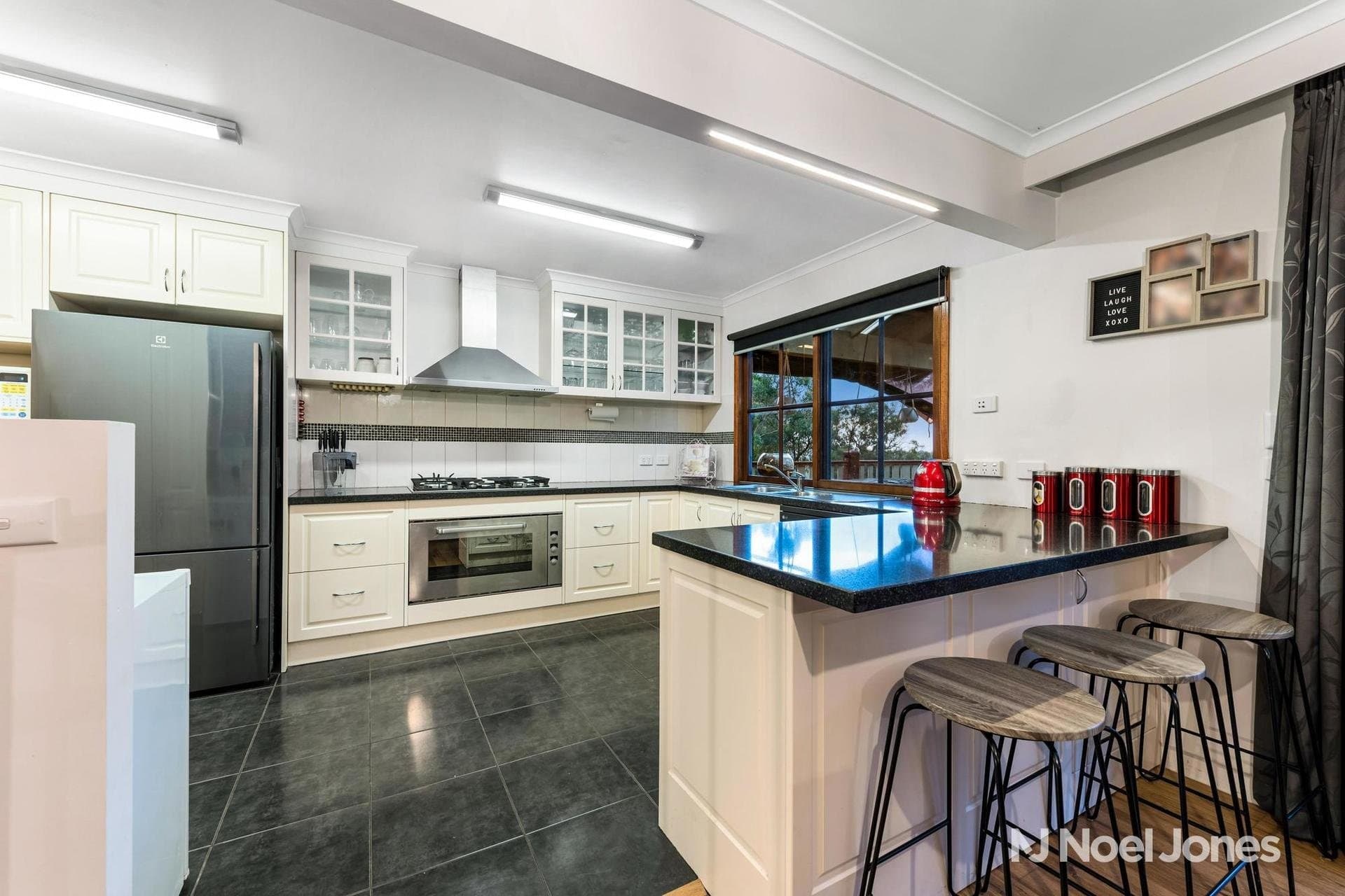 18 Wombalano Road, Mount Evelyn - Thumbnail 2