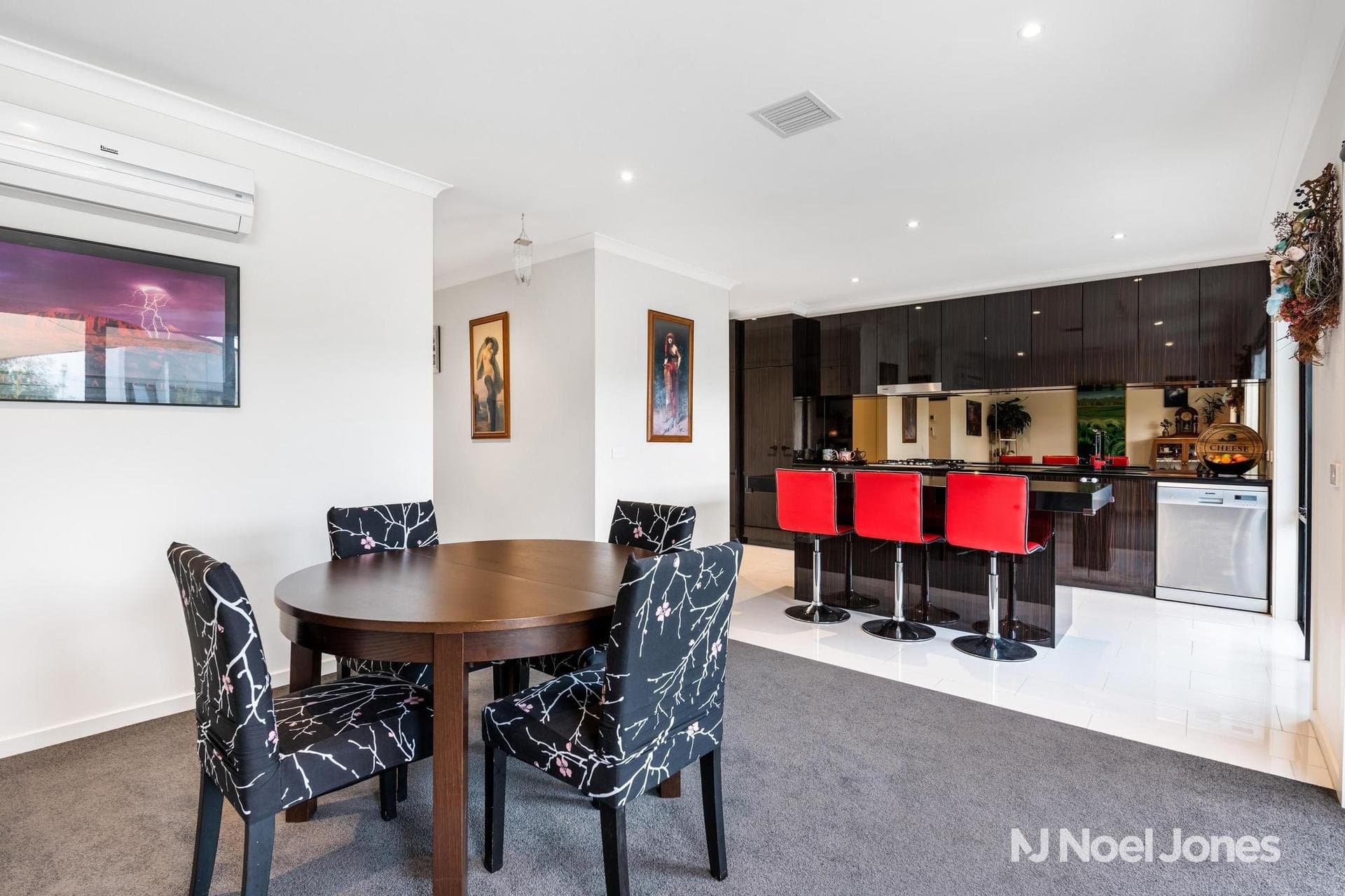 27 Bardaster Boulevard, Chirnside Park - Thumbnail 5