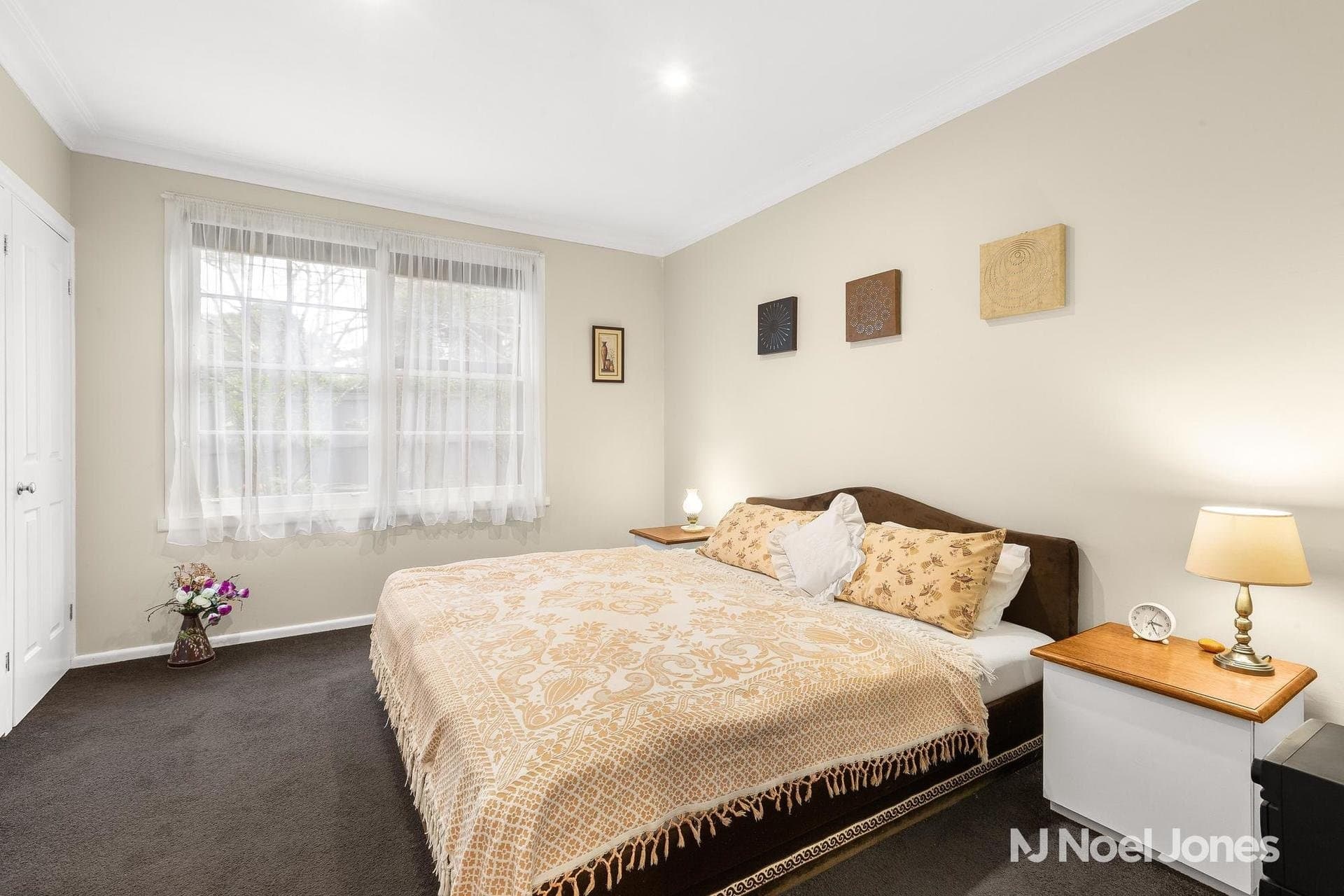 37 Blazey Road, Croydon South - Thumbnail 5