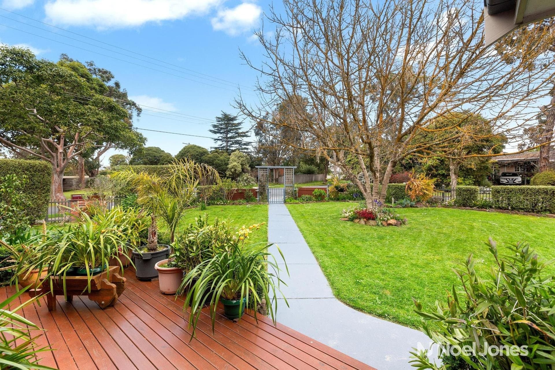 37 Blazey Road, Croydon South - Thumbnail 8