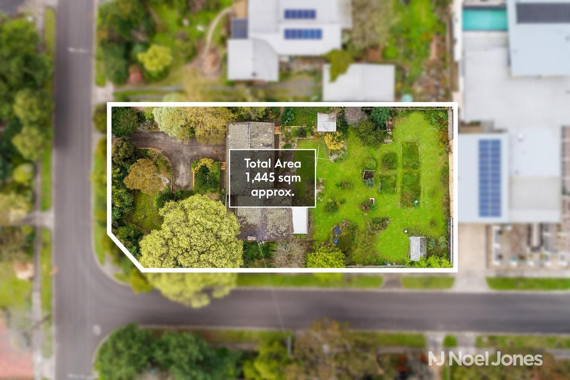 7 Akarana Road, Chirnside Park - Image 1