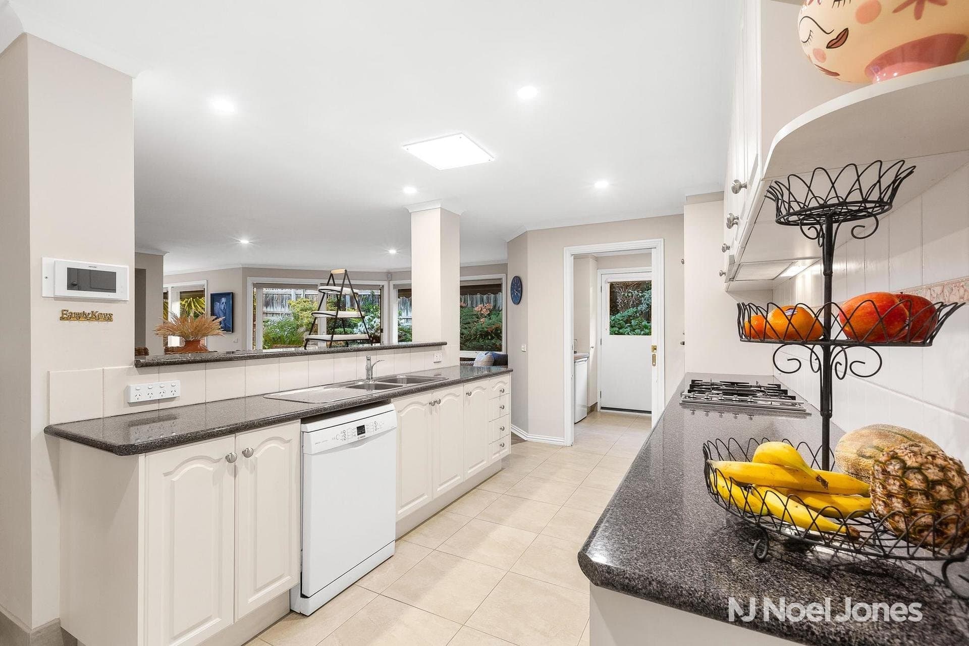 3 Vintage Grove, Chirnside Park - Thumbnail 4