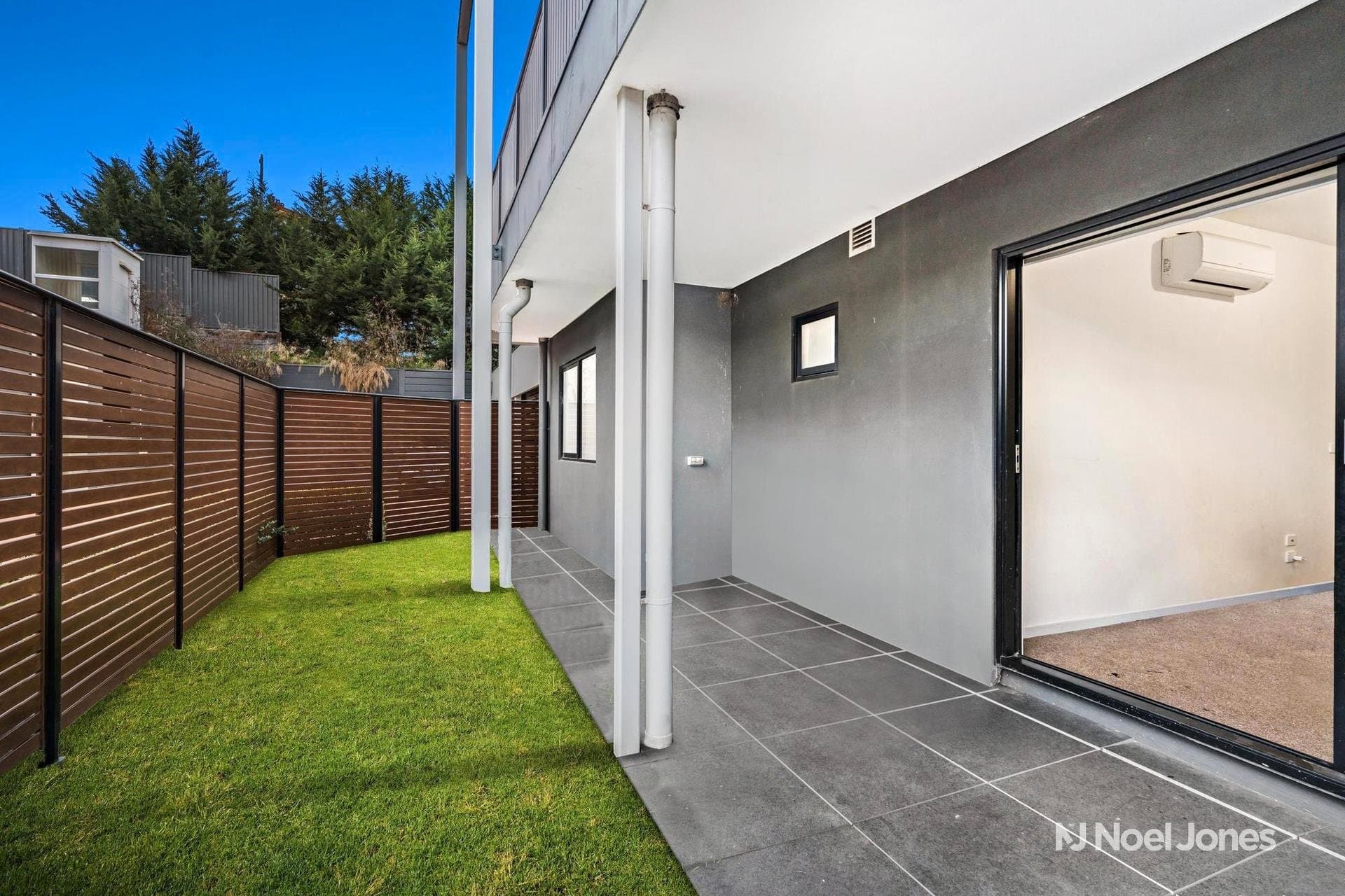 102/15-19 Mullenger Road, Braybrook - Thumbnail 2