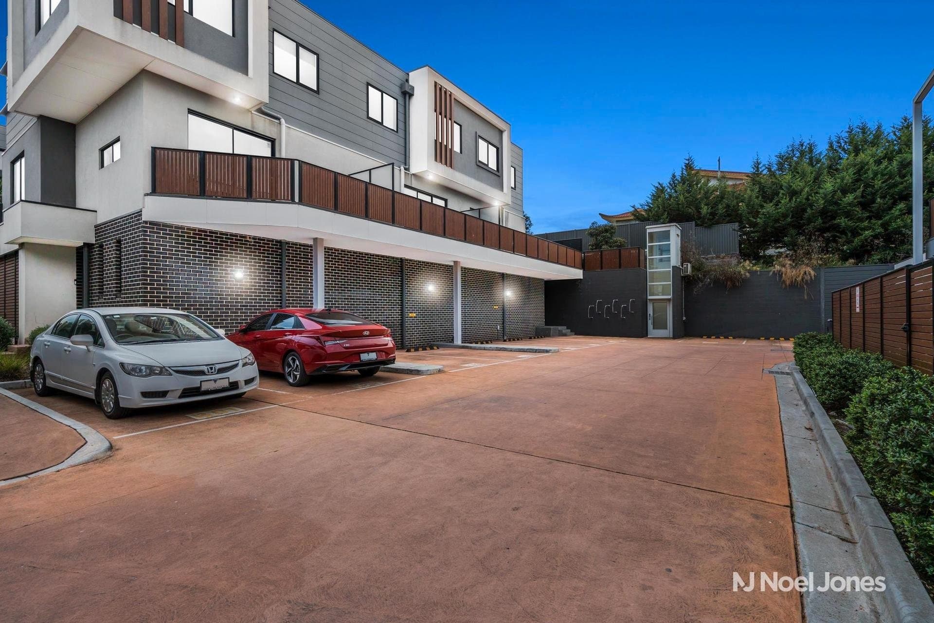 102/15-19 Mullenger Road, Braybrook - Thumbnail 4