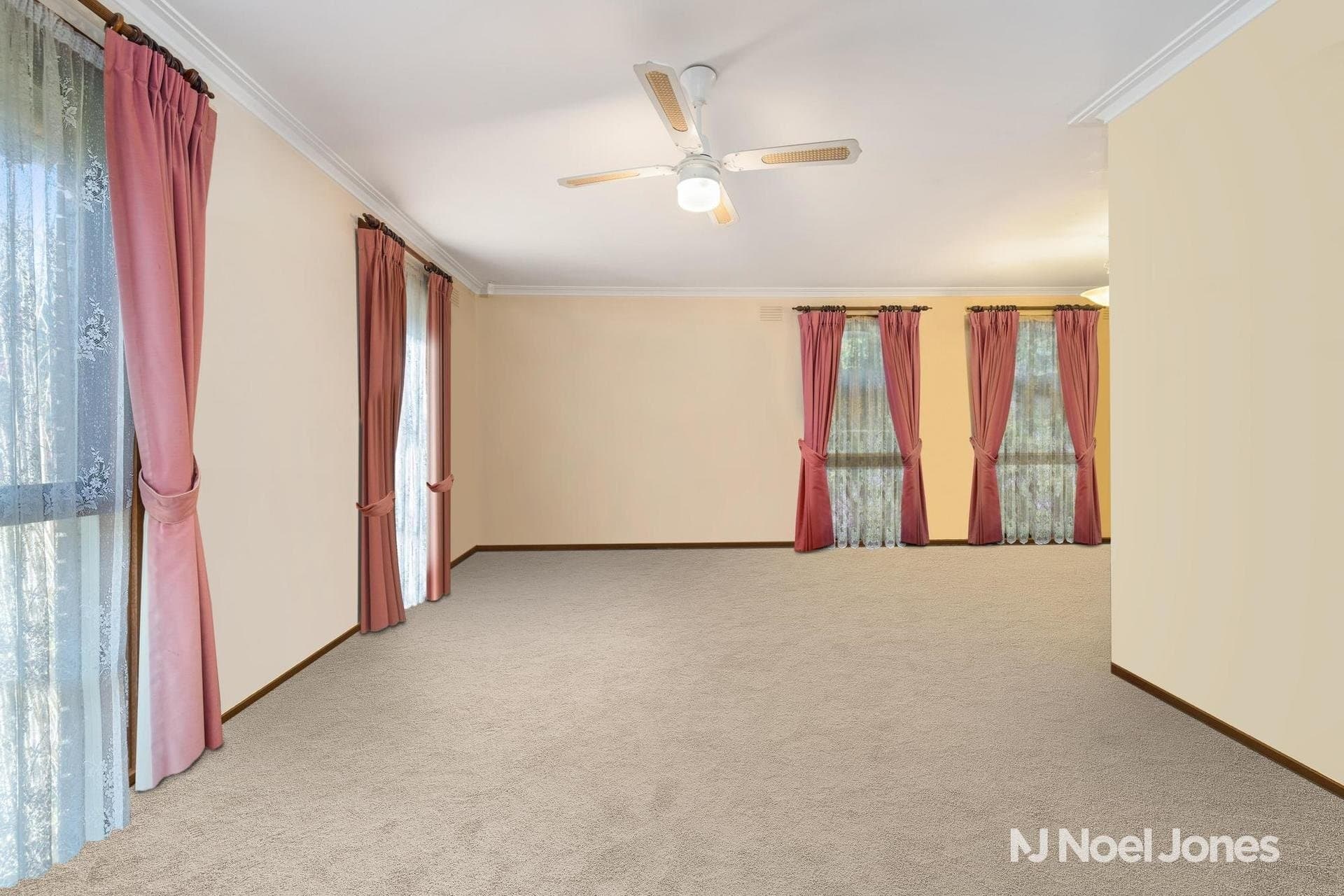 56 Churchill Drive, Mooroolbark - Thumbnail 2