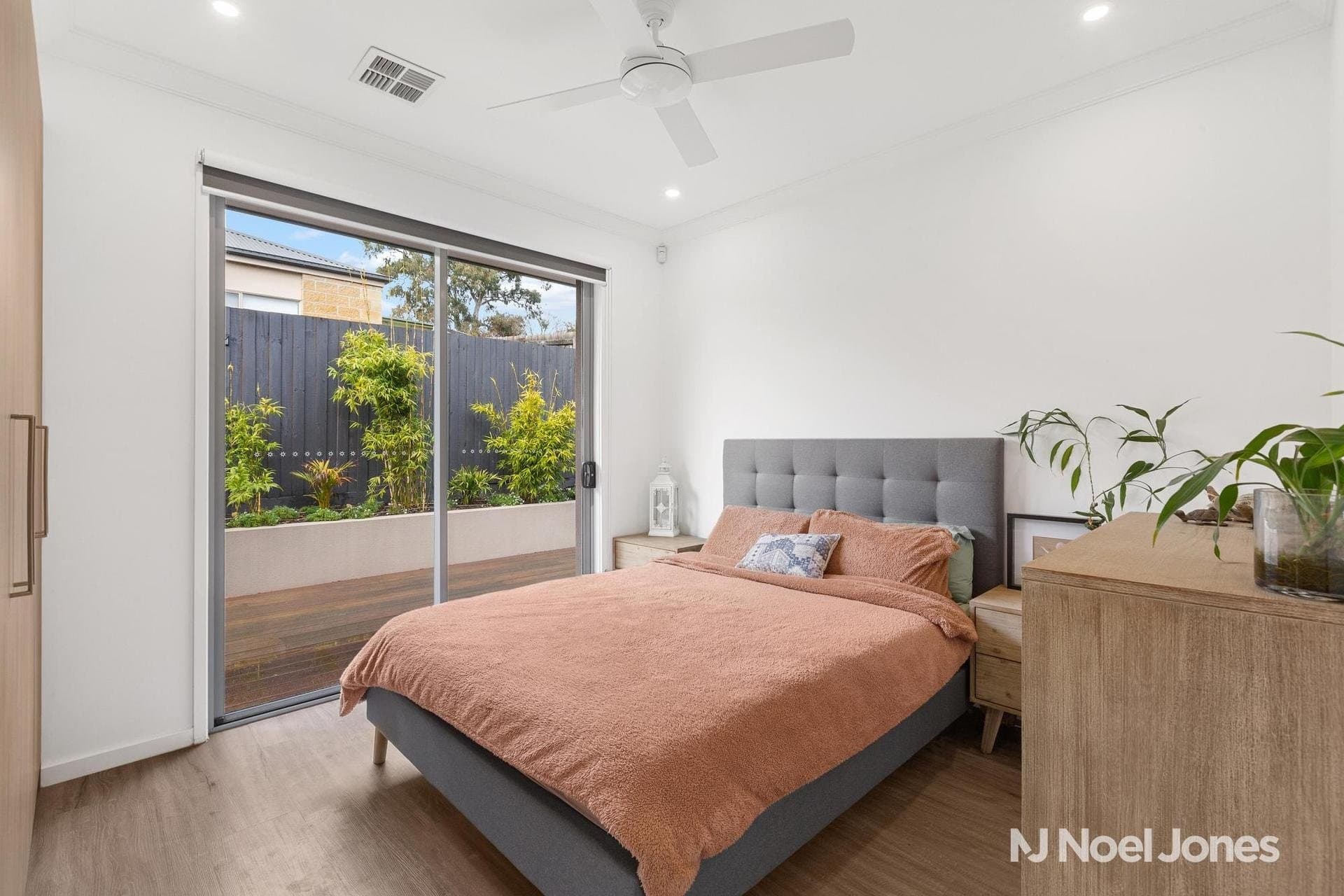 11A Dryden Concourse, Mooroolbark - Thumbnail 6