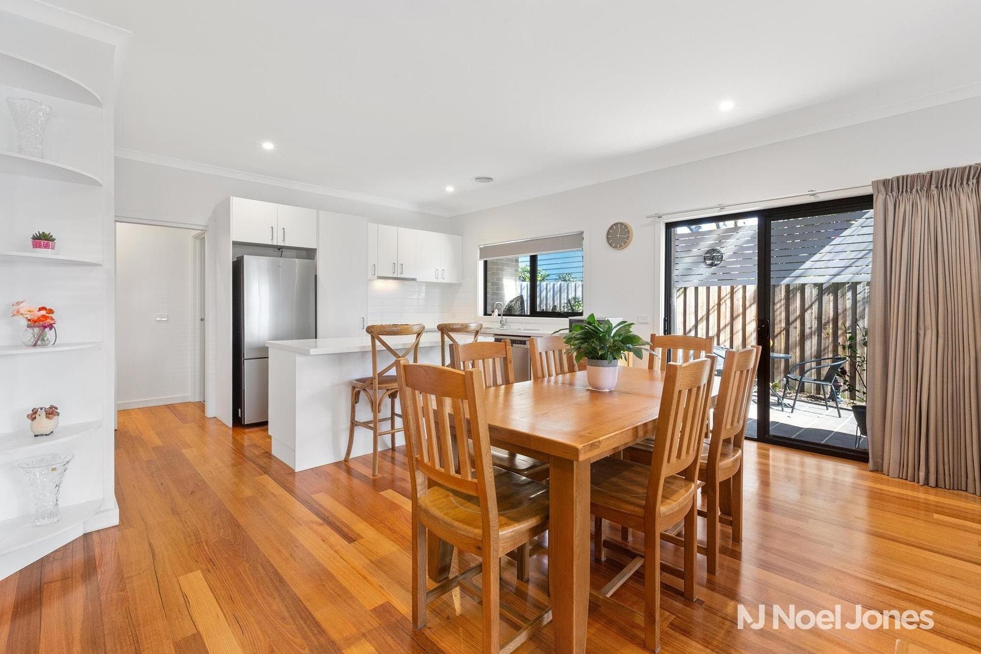 28 Eothen Lane, Kilsyth - Thumbnail 6