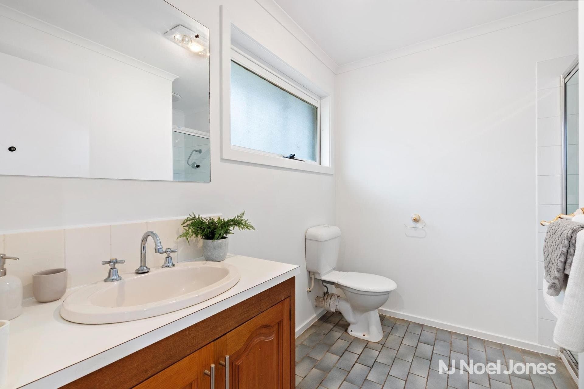 11 Winifred Street, Seville - Thumbnail 8