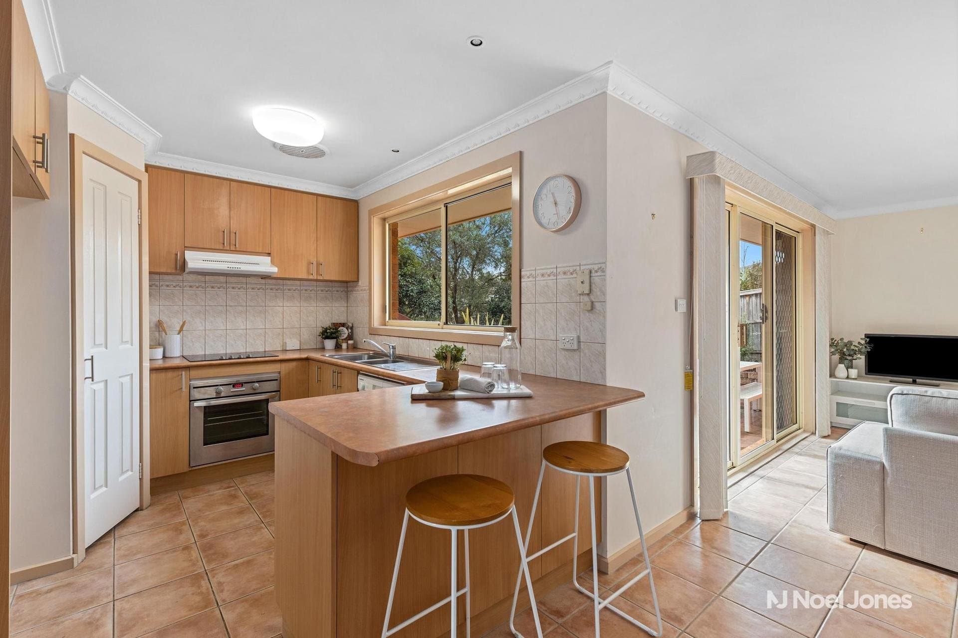 21 Delamere Drive, Chirnside Park - Thumbnail 4