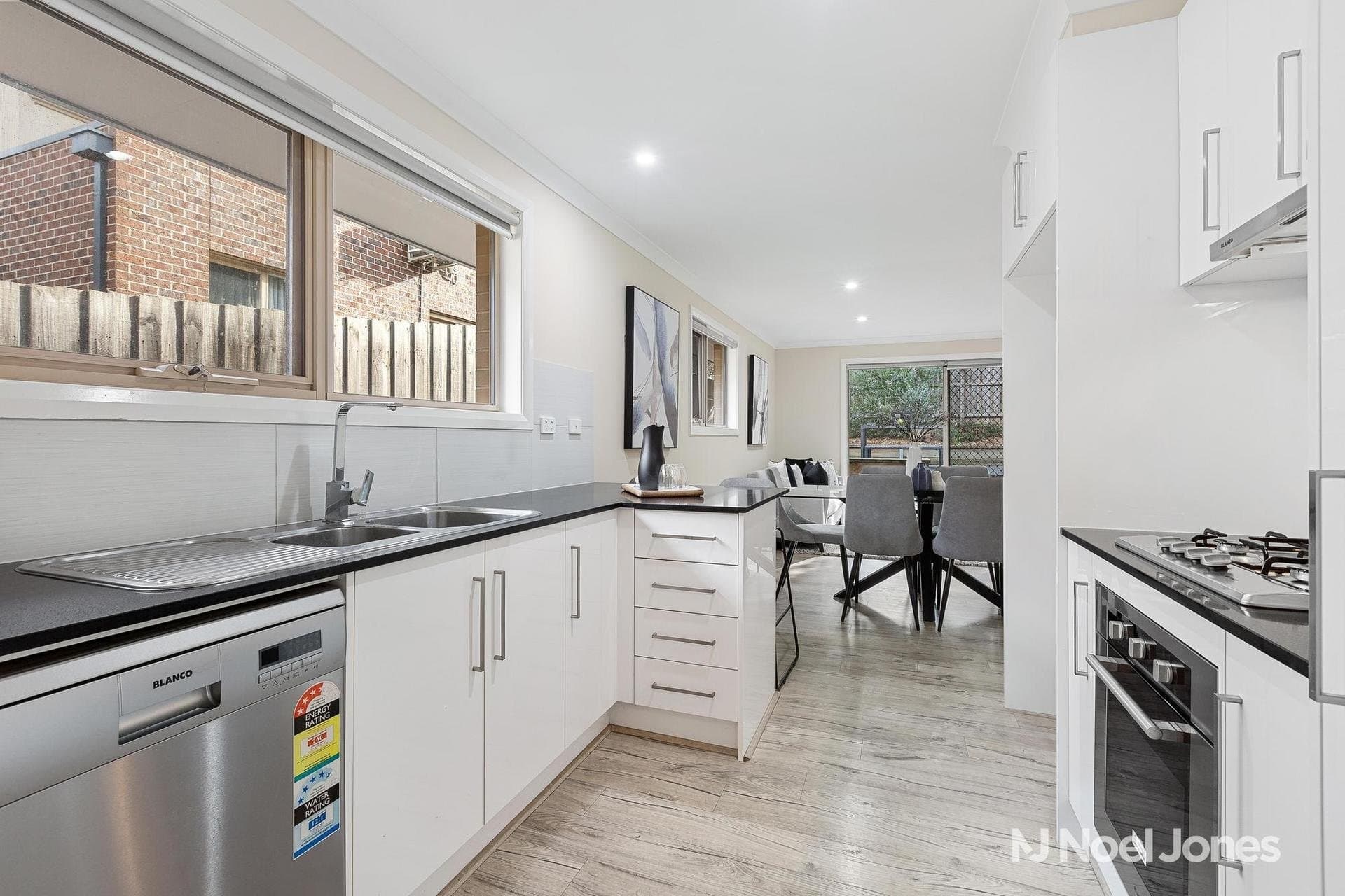 4/24 Bayswater Road, Croydon - Thumbnail 4