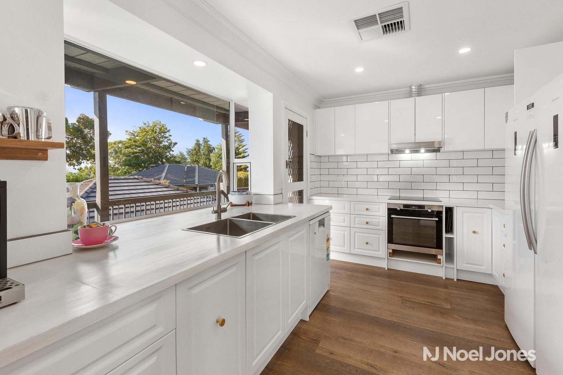 29 Saddleback Ridge, Chirnside Park - Thumbnail 4