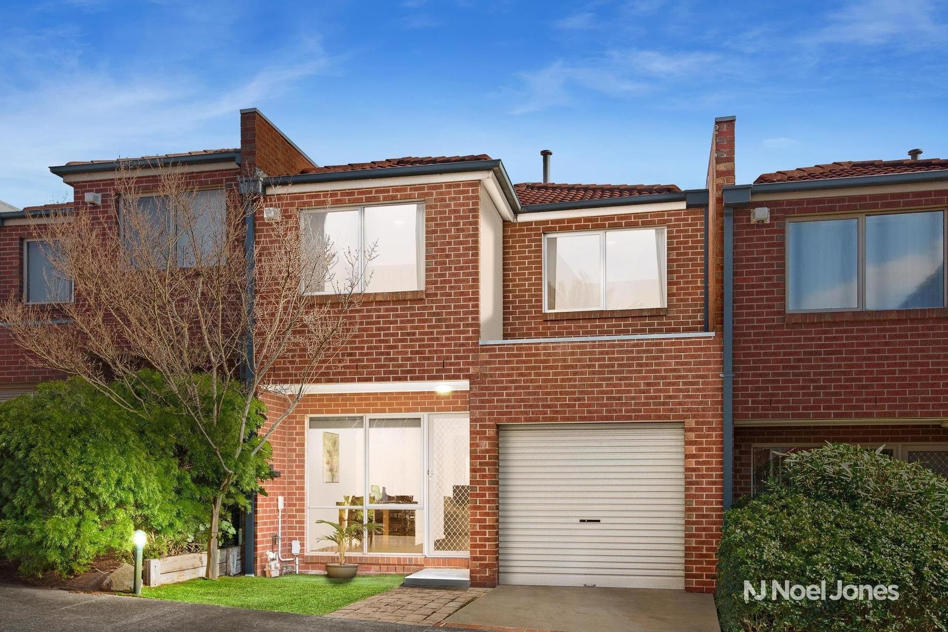 7/33-39 Hopetoun Parade, Box Hill - Image 1