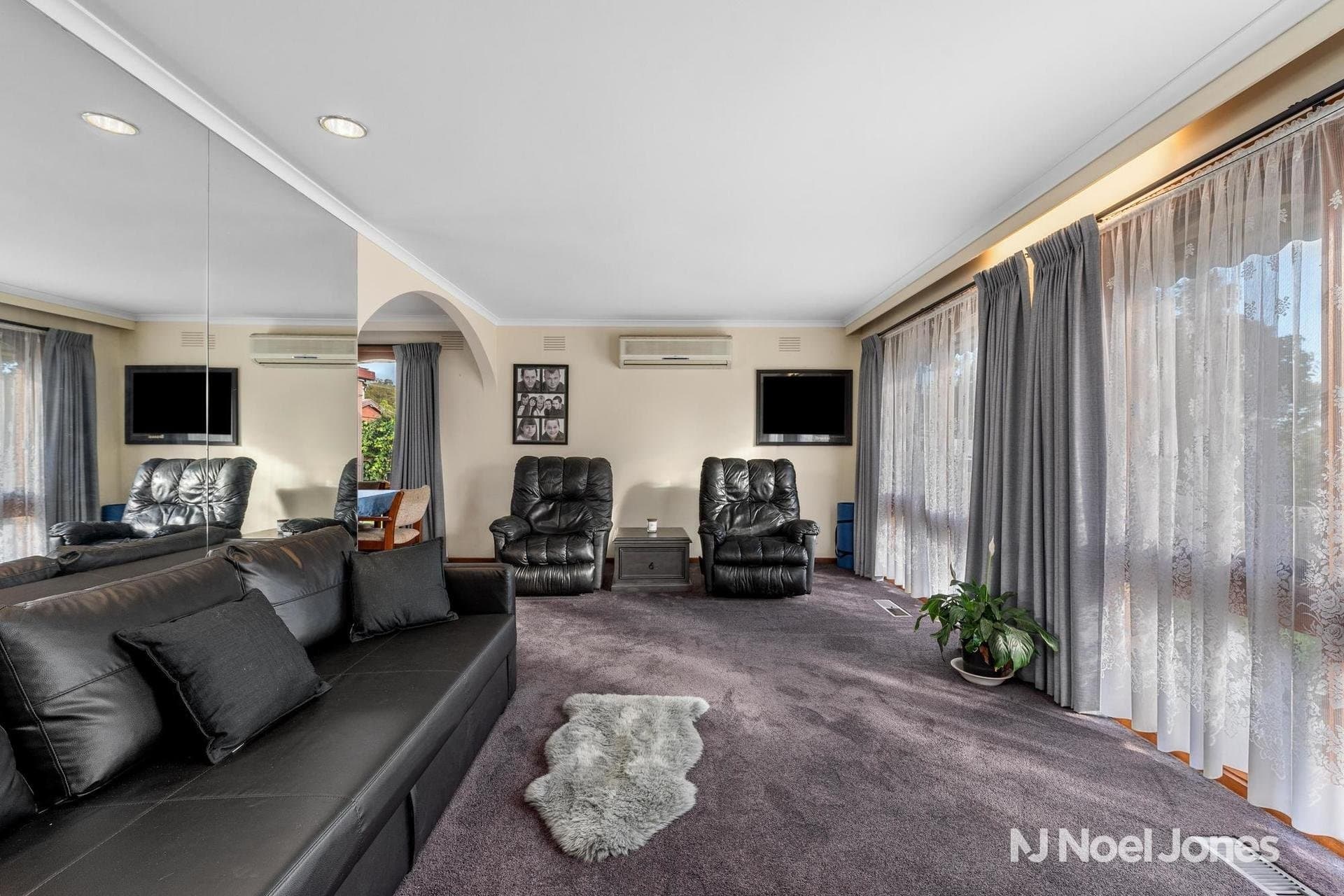 2 Erica Crescent, Kilsyth - Thumbnail 4