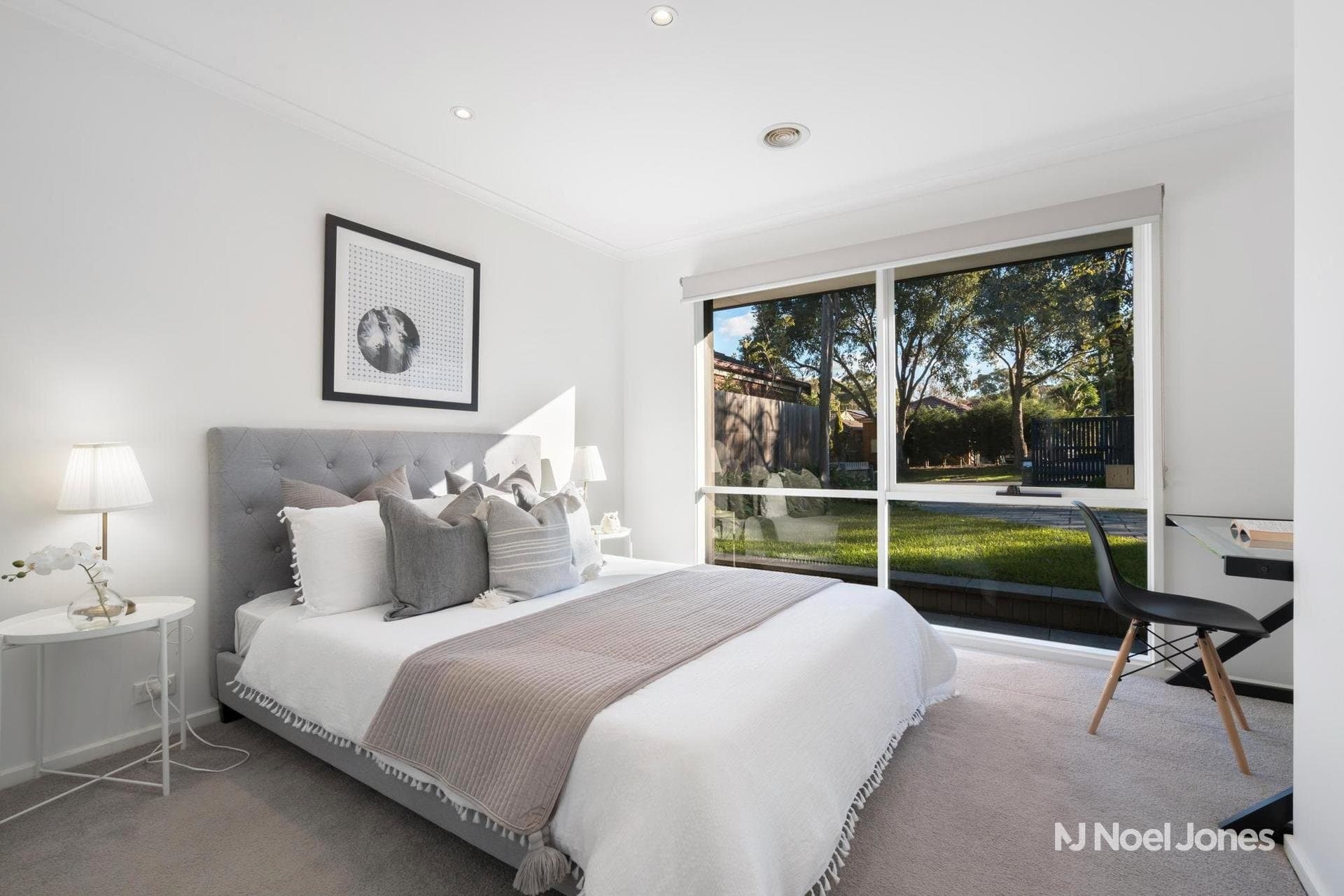 16 Dewpond Walk, Croydon South - Thumbnail 5