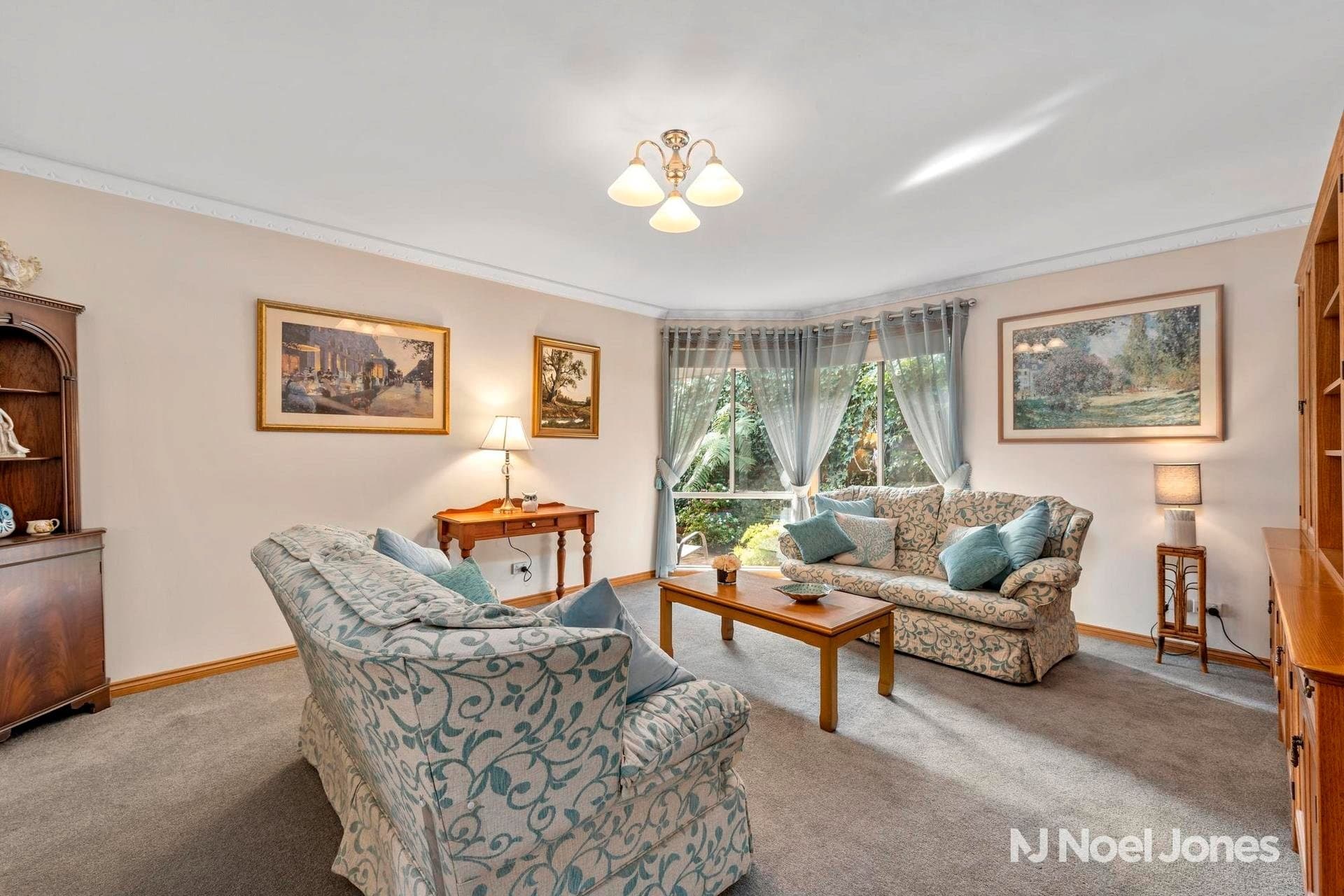 9 Little Chipping Drive, Chirnside Park - Thumbnail 6