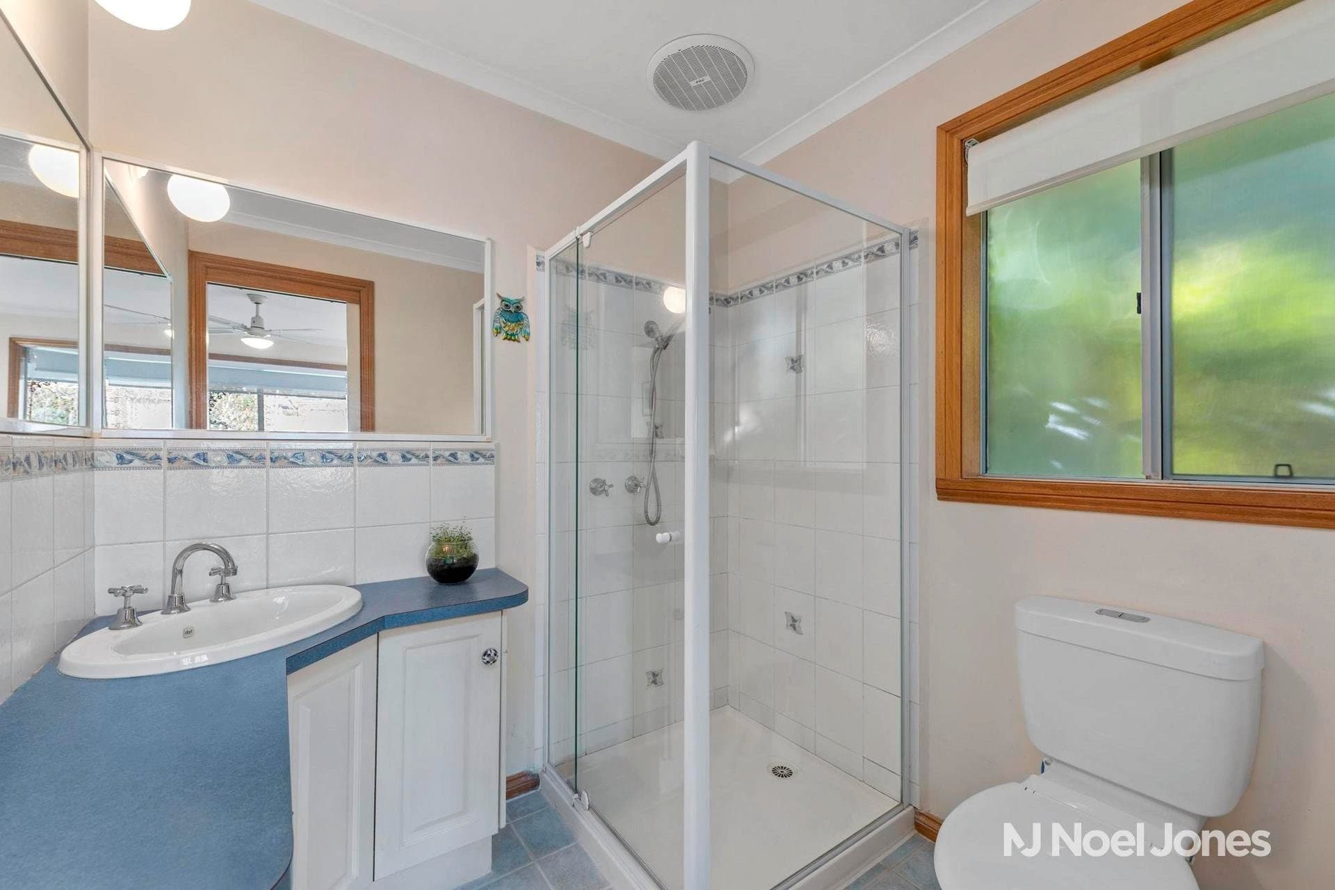 9 Little Chipping Drive, Chirnside Park - Thumbnail 8