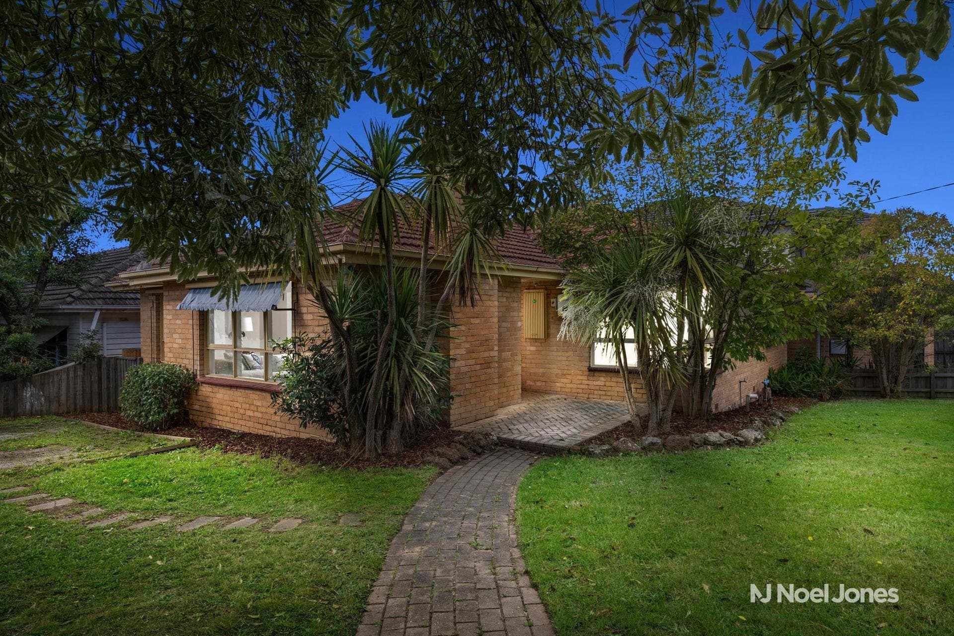 48 Heathfield Rise, Box Hill North - Image 1