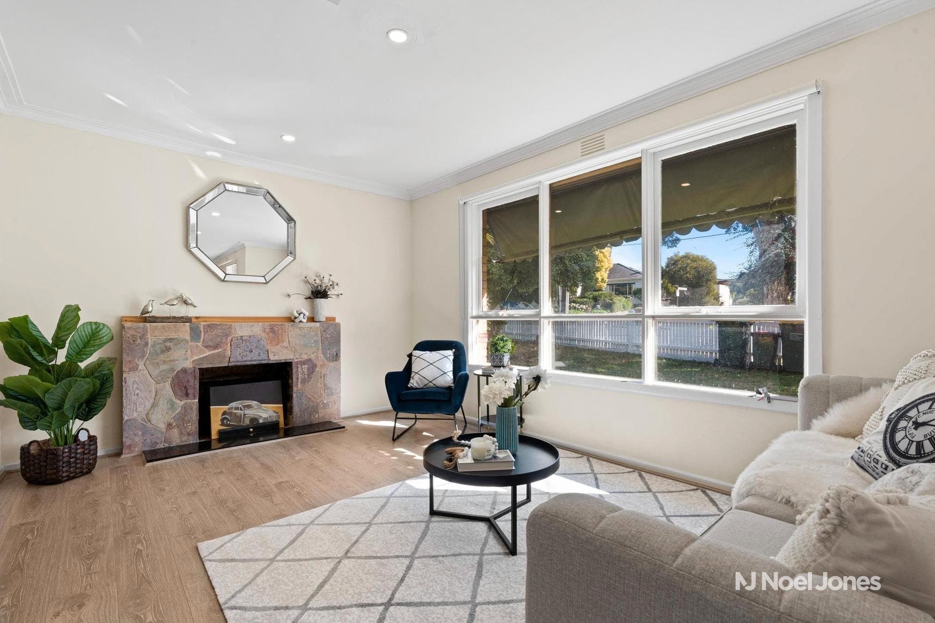 48 Heathfield Rise, Box Hill North - Thumbnail 2