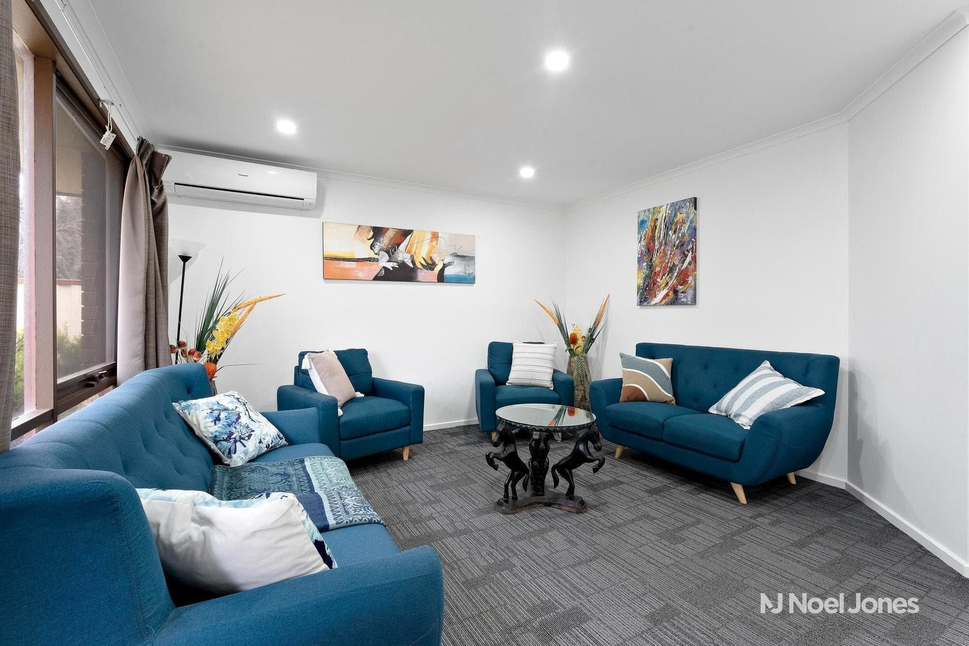 9 Mollisons Hill, Hampton Park - Thumbnail 2