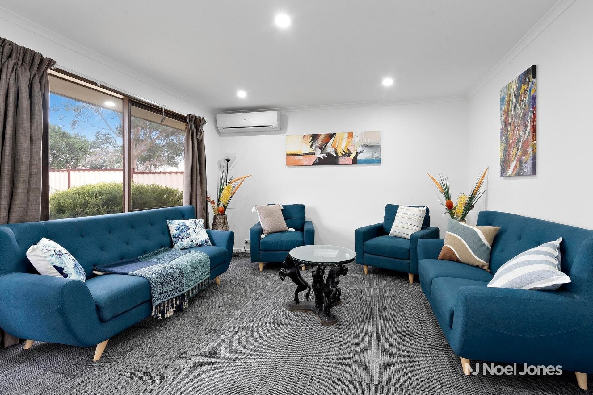 9 Mollisons Hill, Hampton Park - Thumbnail 3