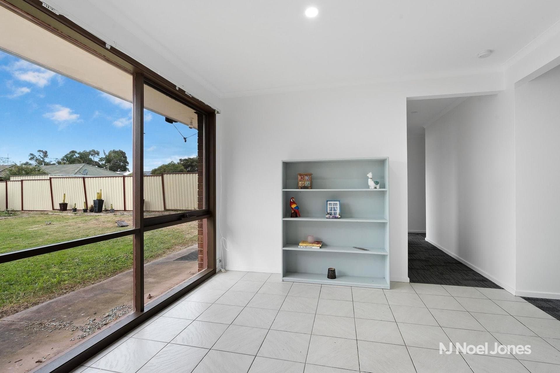 9 Mollisons Hill, Hampton Park - Thumbnail 4