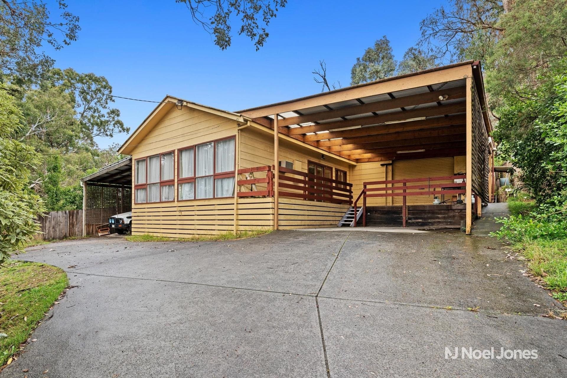 7 Storey Avenue, Research - Image 1