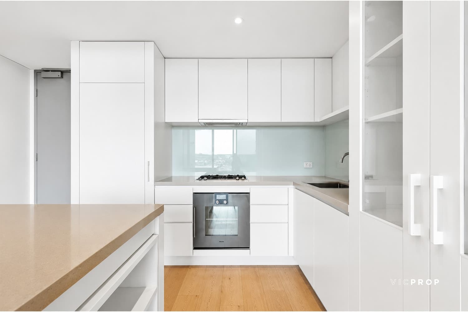 915C/1 Dyer Street, Richmond - Thumbnail 2