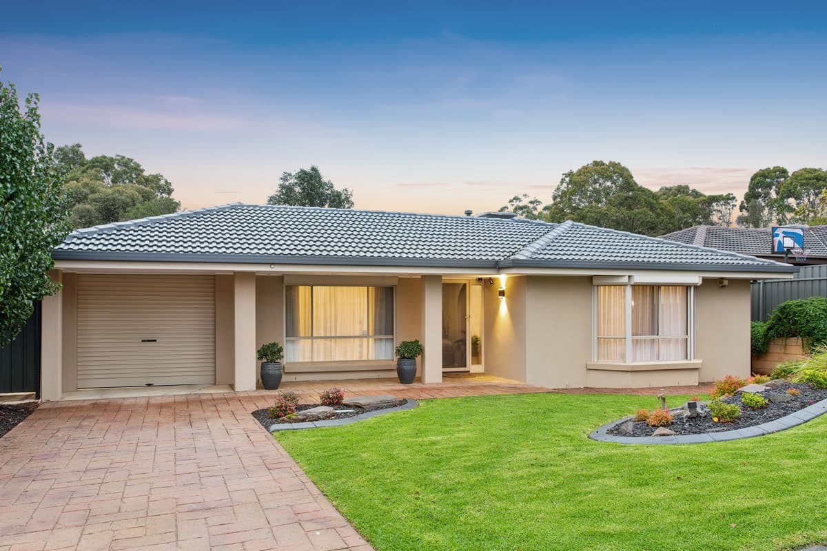 8 Dotterel Court, Wynn Vale SA 5127, Wynn Vale - Image 1