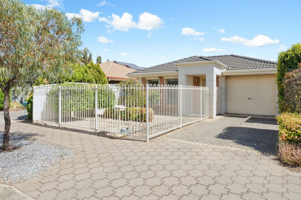 18 Mansfield Road, Northfield SA 5085, Northfield - Image 1