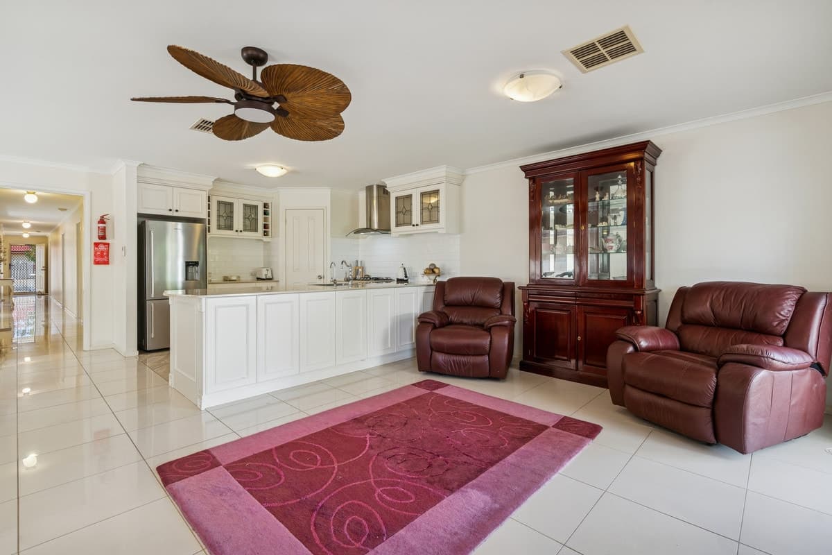 18 Mansfield Road, Northfield SA 5085, Northfield - Thumbnail 4