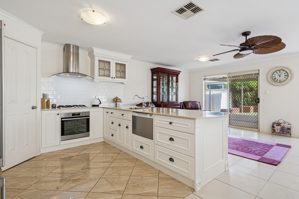 18 Mansfield Road, Northfield SA 5085, Northfield - Thumbnail 7
