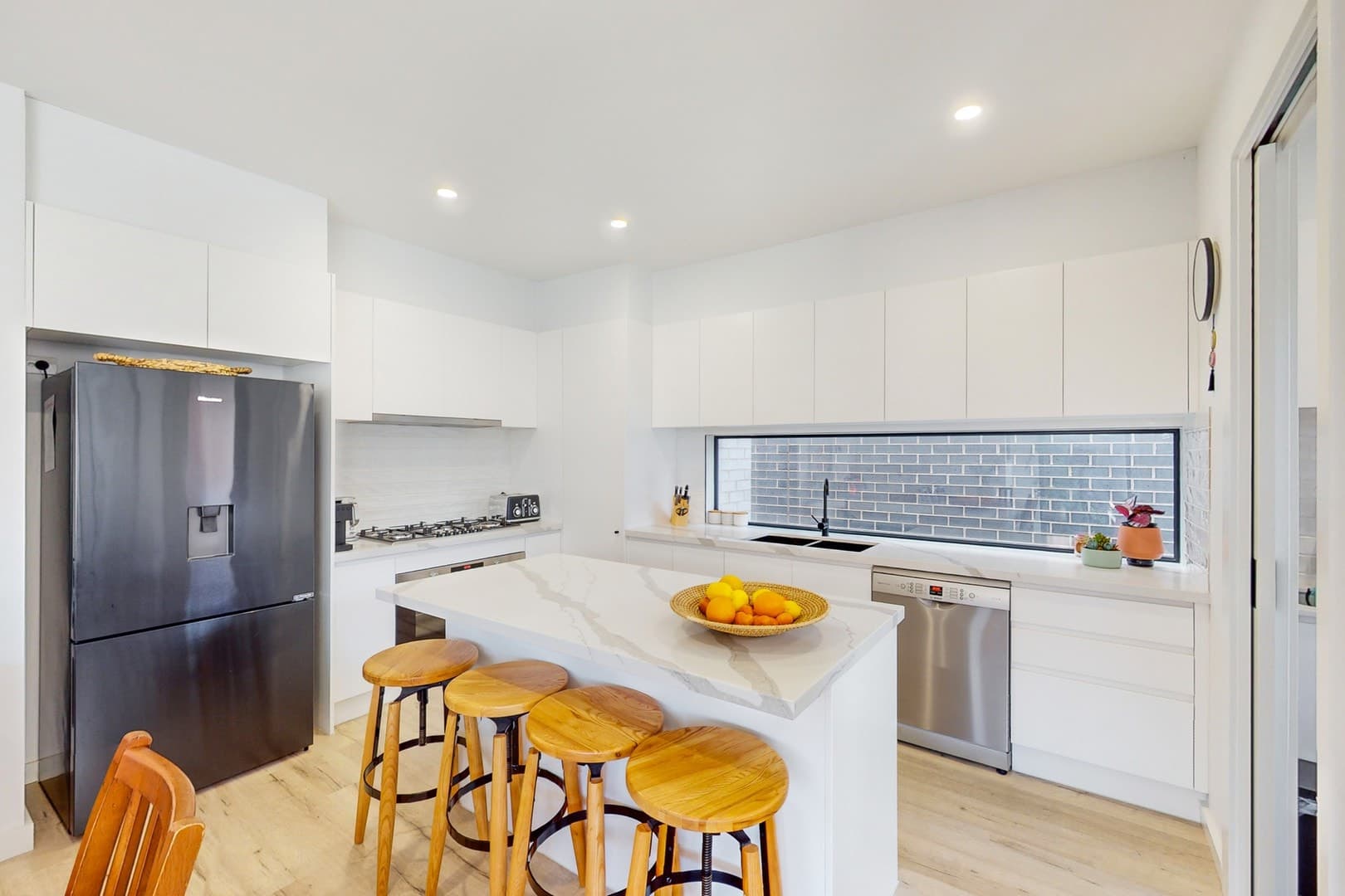 5A Taunton Drive, Bundoora, VIC 3083, Bundoora - Thumbnail 3