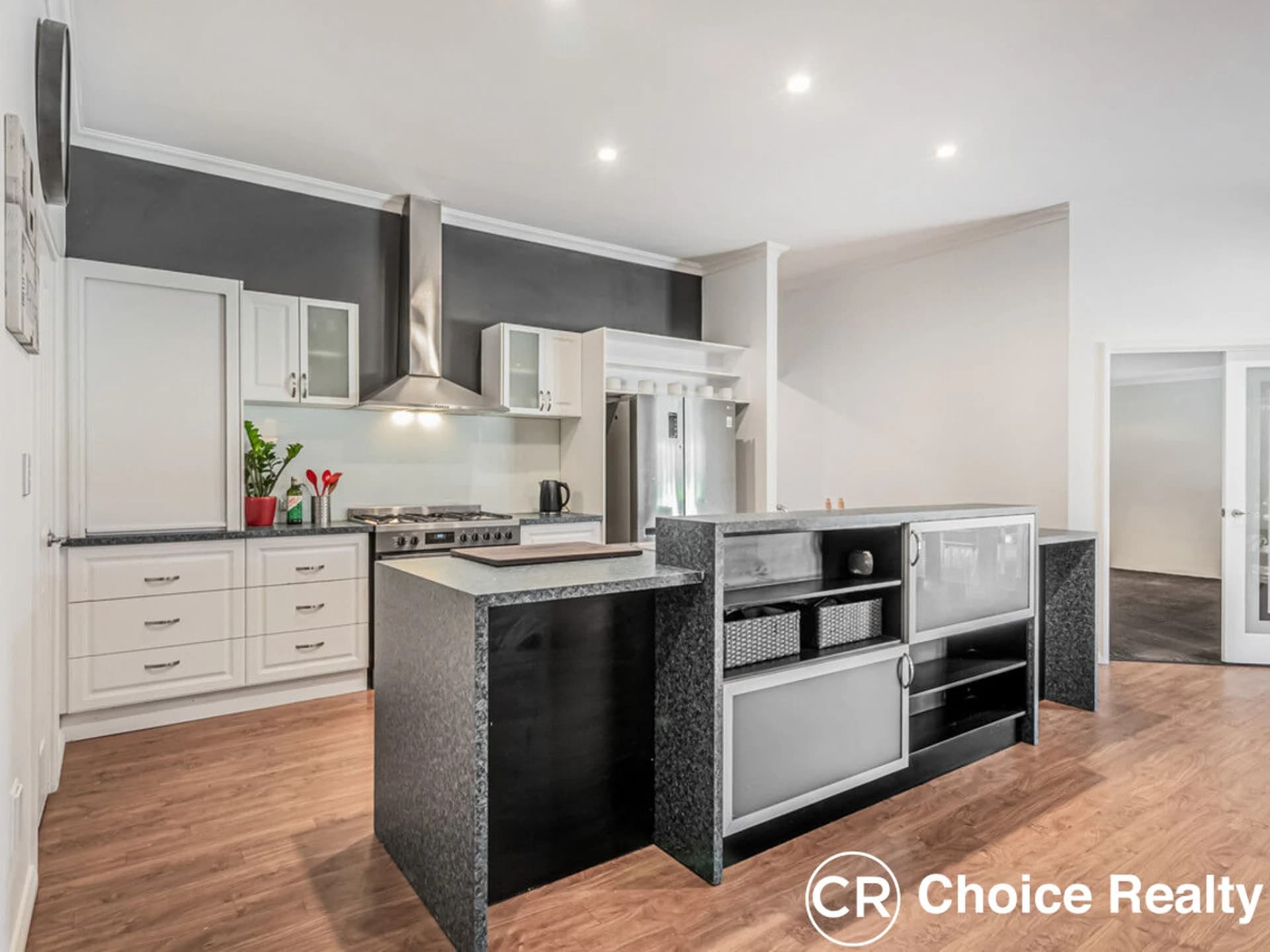 17 Lutz Court, Gosnells WA 6110, Gosnells - Thumbnail 2