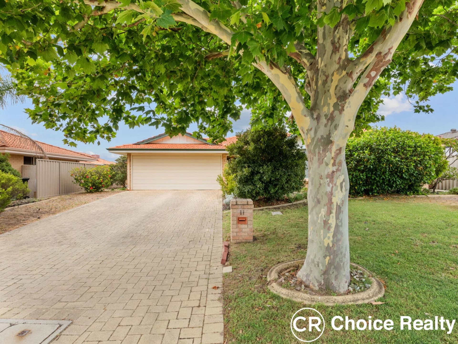 11 McCrae Pass, Canning Vale WA 6155, Canning Vale - Image 1