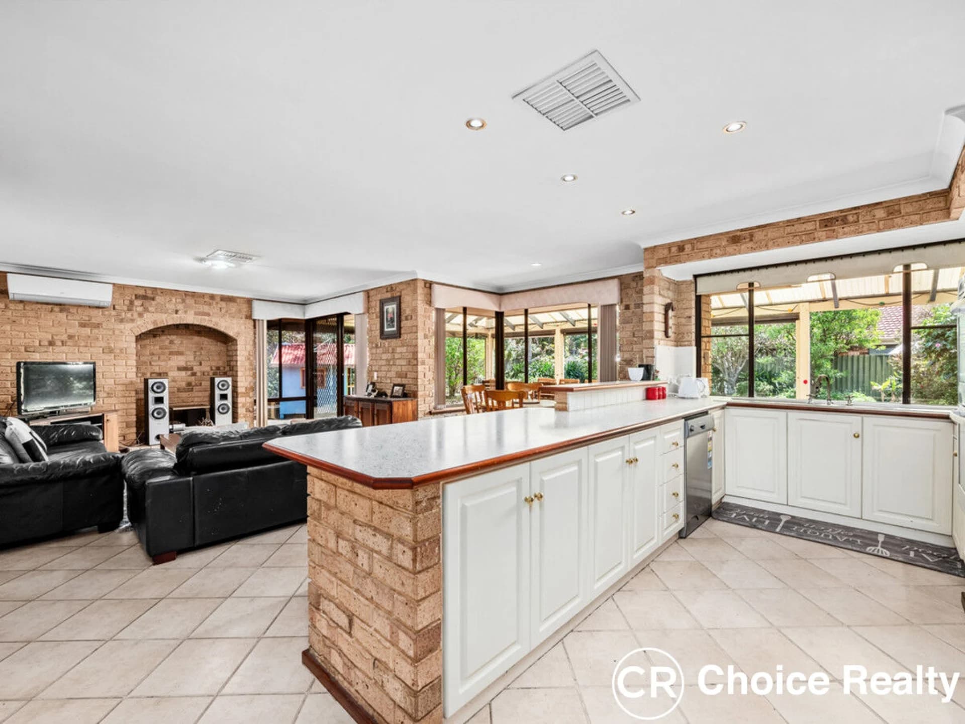 15 Oldham Place, Leeming WA 6149, Leeming - Image 1