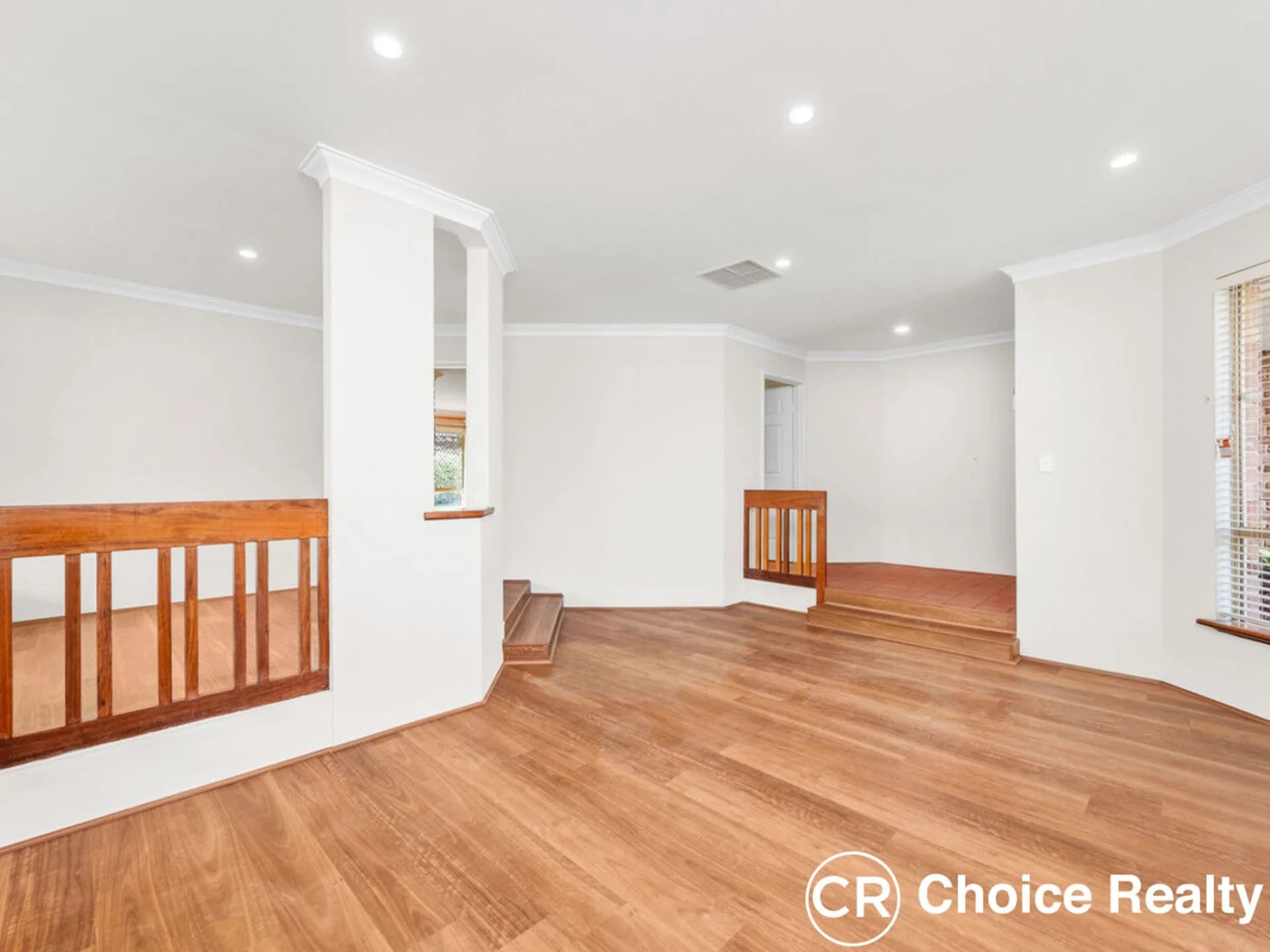 16 Hollingsworth Way, Leeming WA 6149, Leeming - Thumbnail 3