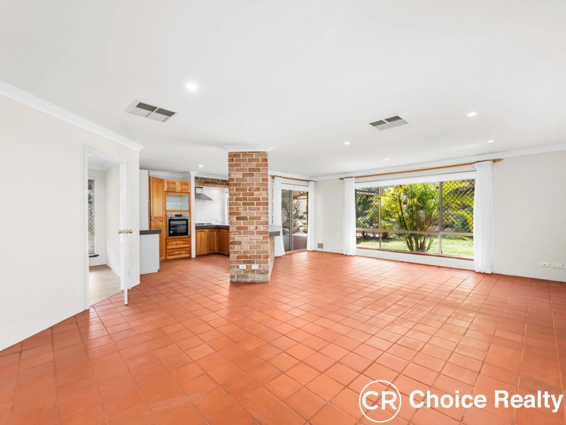 16 Hollingsworth Way, Leeming WA 6149, Leeming - Thumbnail 6