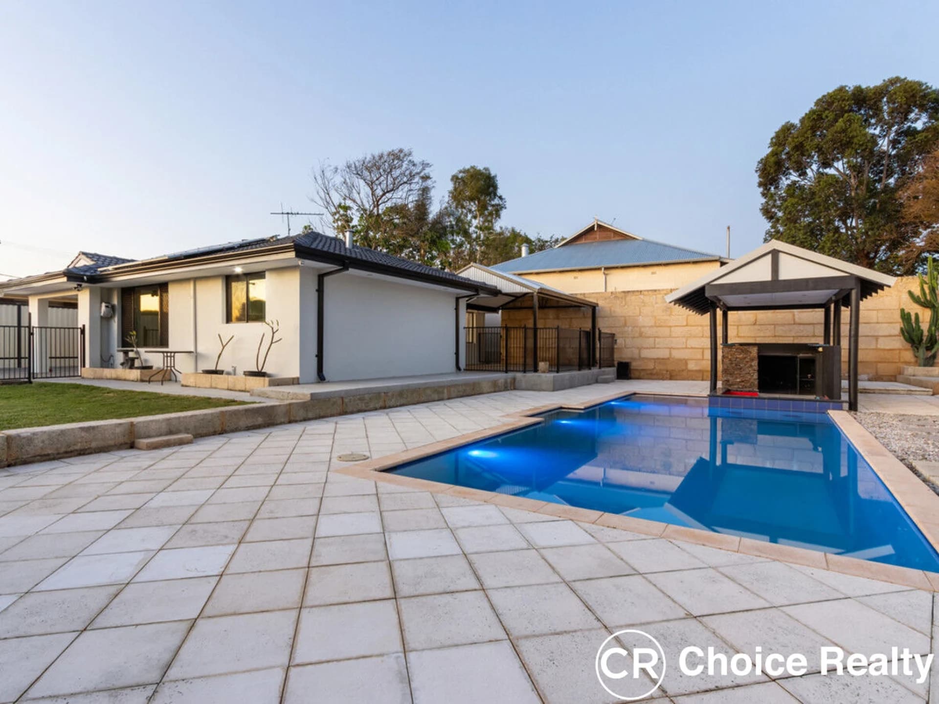 20 Stephen Street, Queens Park WA 6107, Queens Park - Image 1