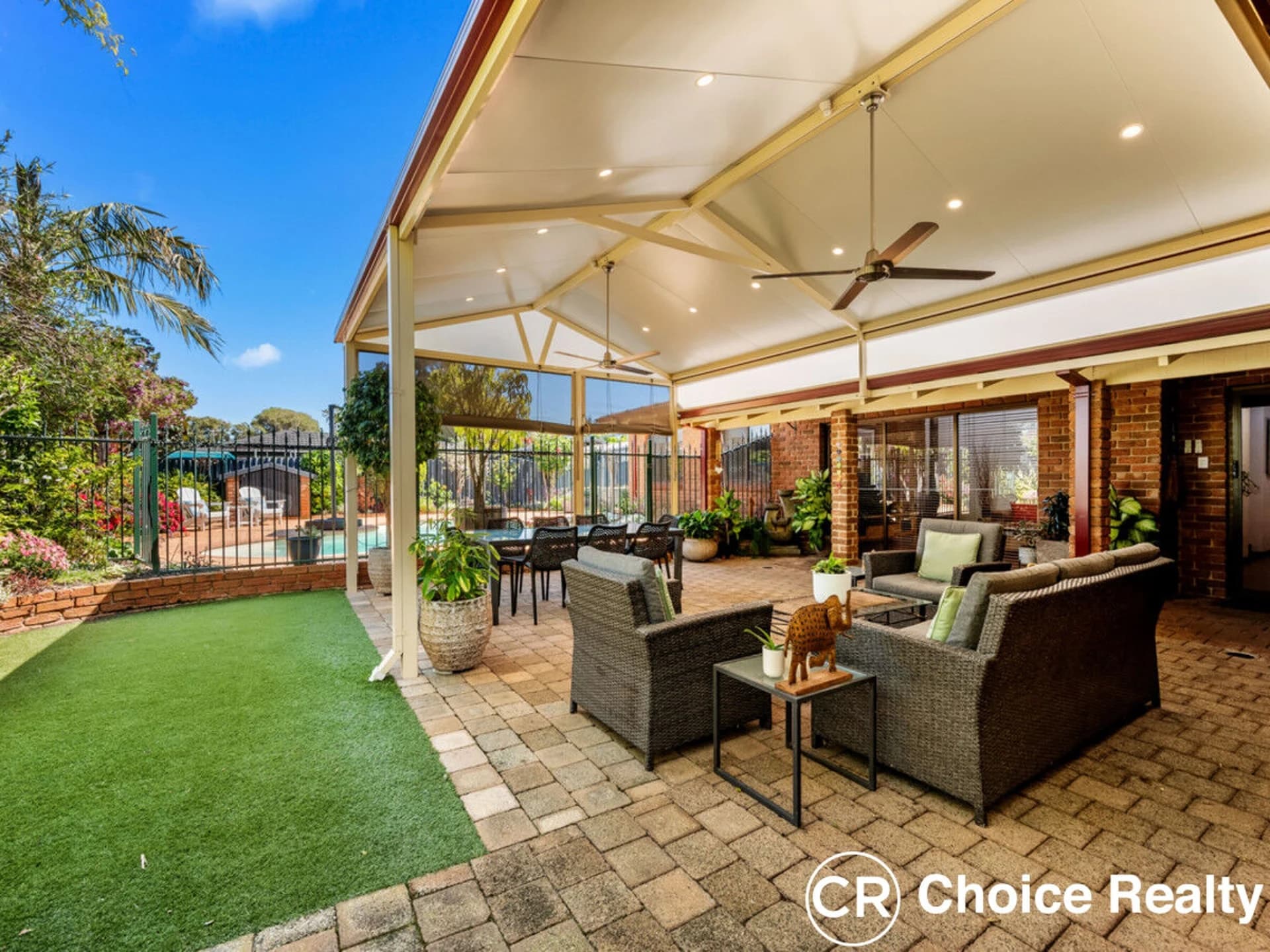 97 Burnett Avenue, Leeming WA 6149, Leeming - Thumbnail 2