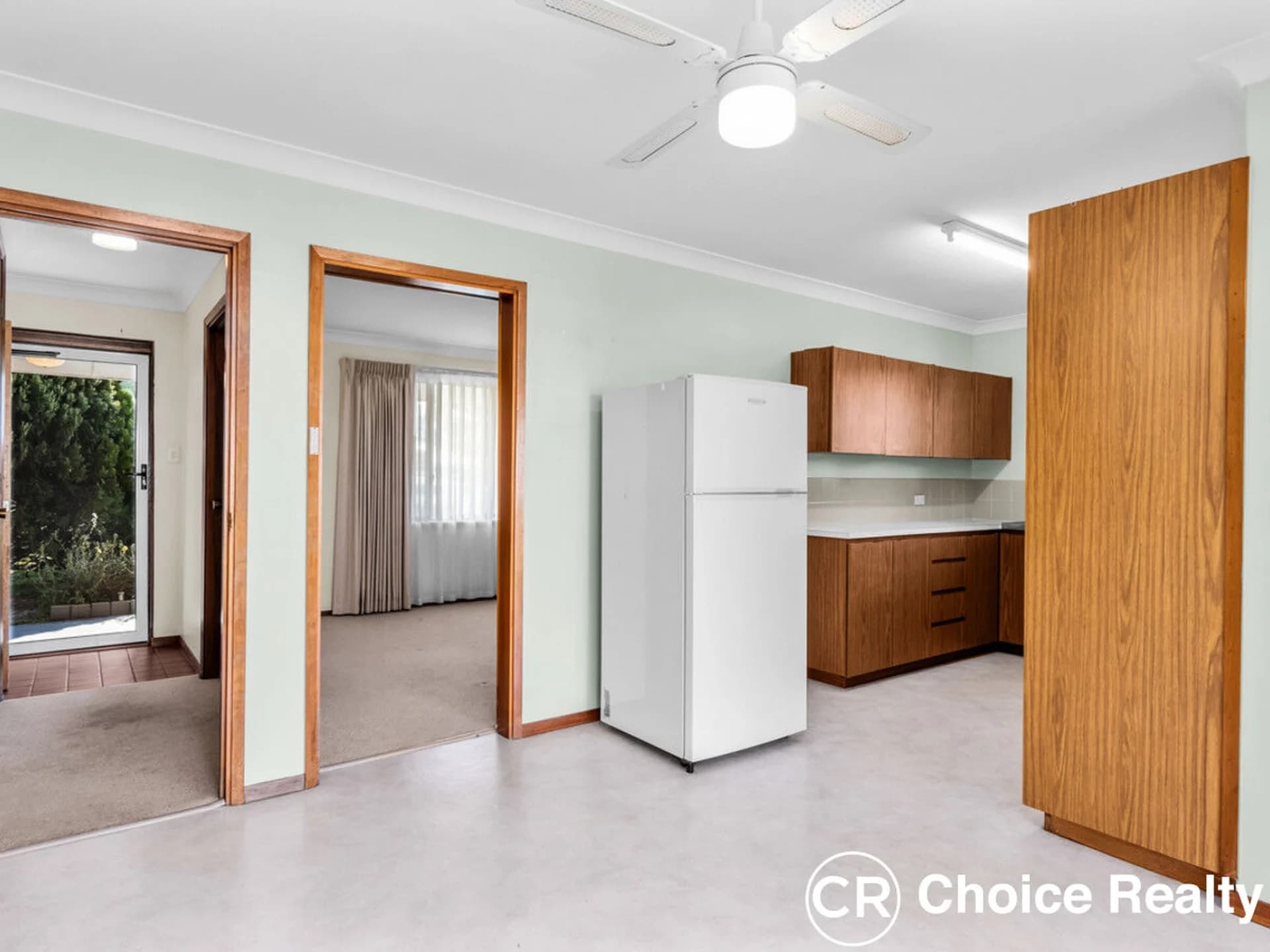 10 Redwood Lane, Willetton WA 6155, Willetton - Thumbnail 5