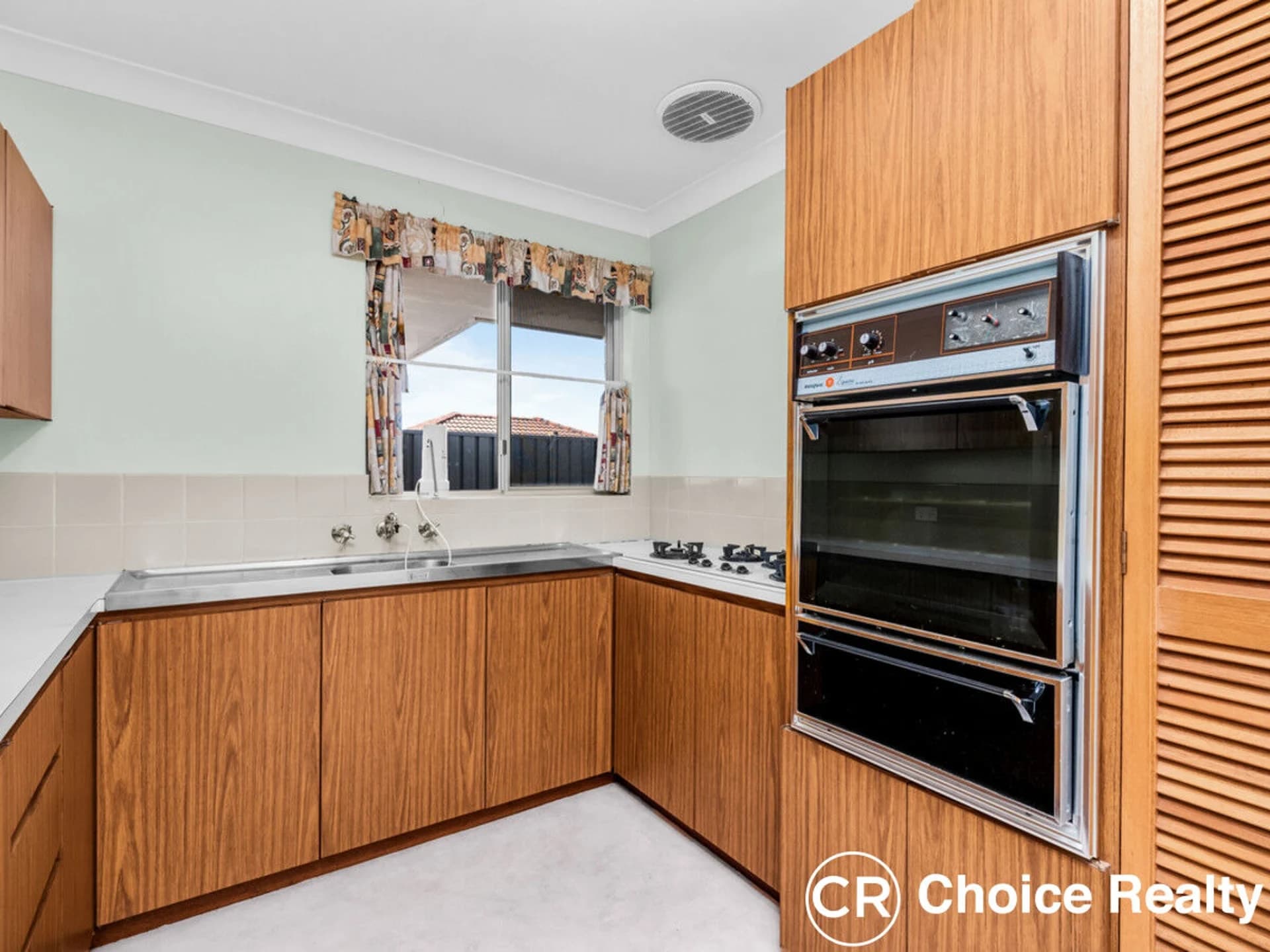 10 Redwood Lane, Willetton WA 6155, Willetton - Thumbnail 7