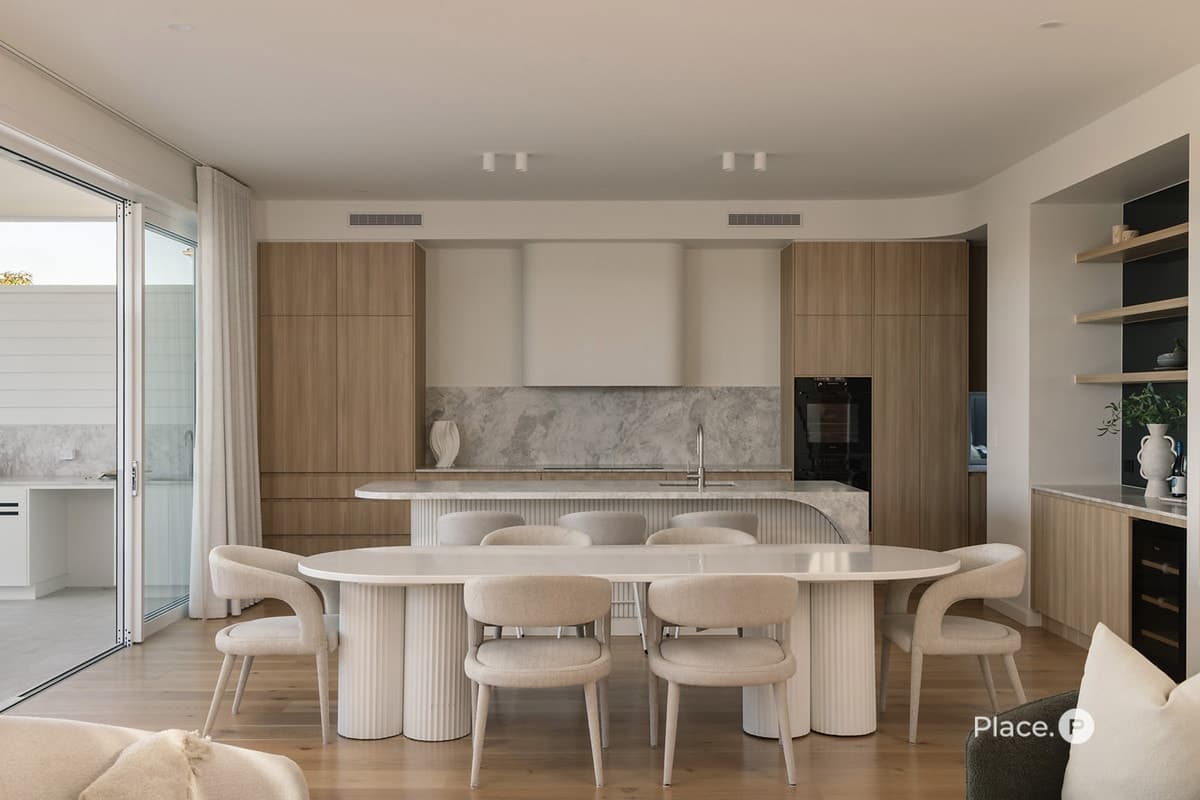 84 Burn Street, Camp Hill - Thumbnail 3