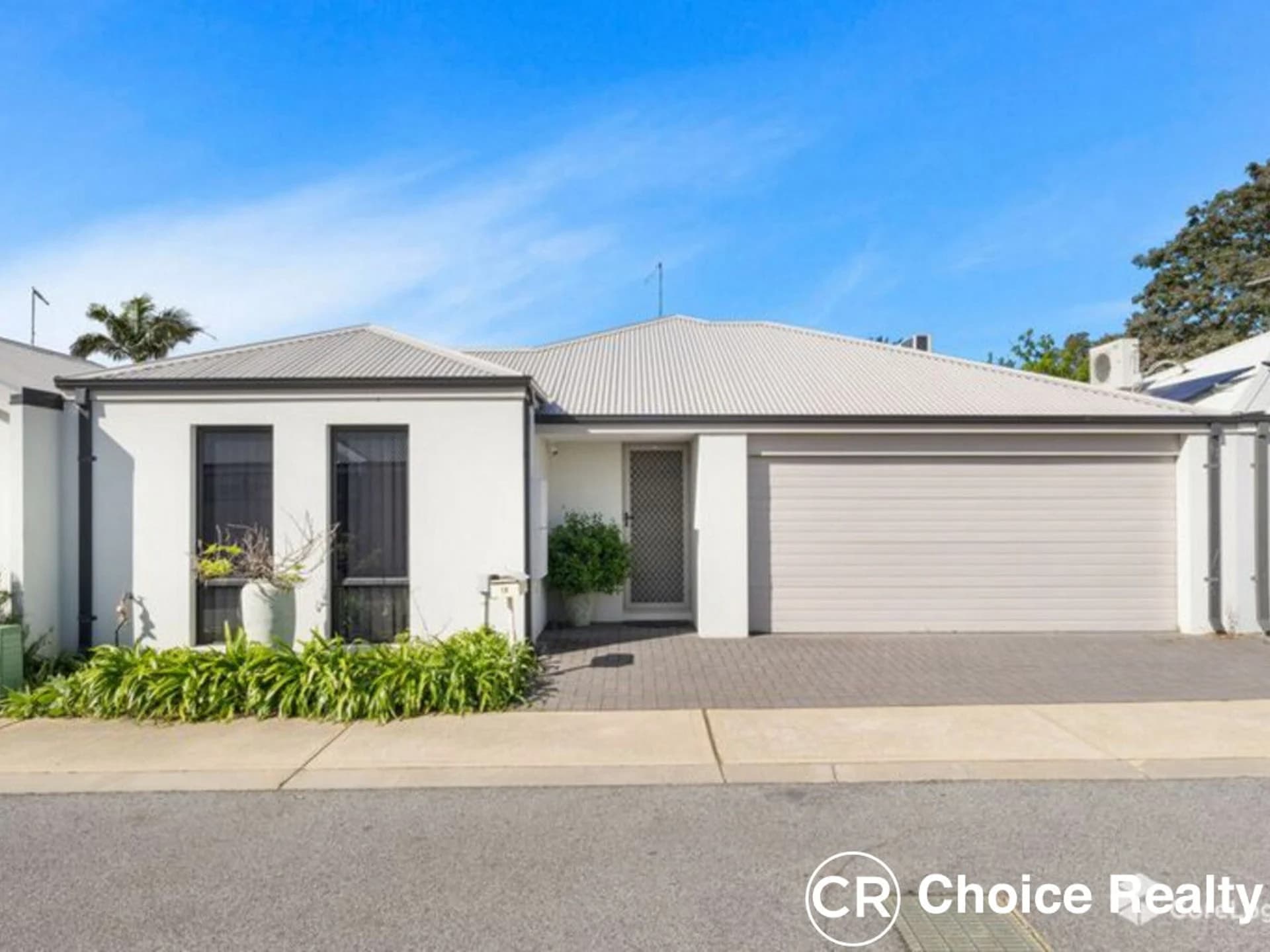 18/99 Lowanna Way, Armadale WA 6112, Armadale - Image 1
