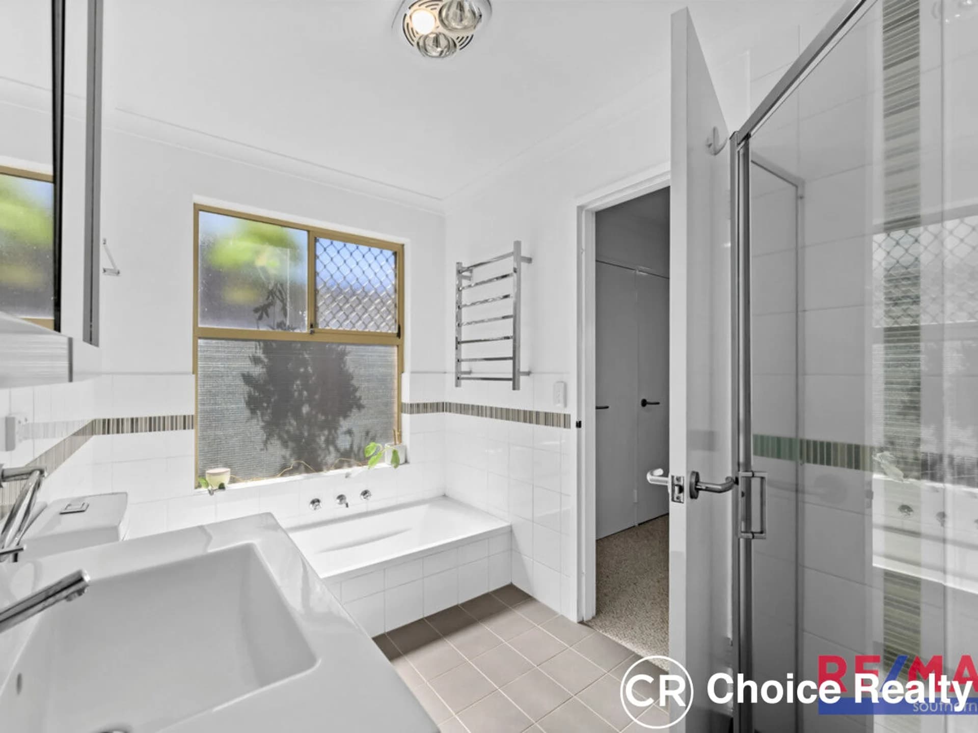 32B Grenfell Way, Leeming WA 6149, Leeming - Thumbnail 4