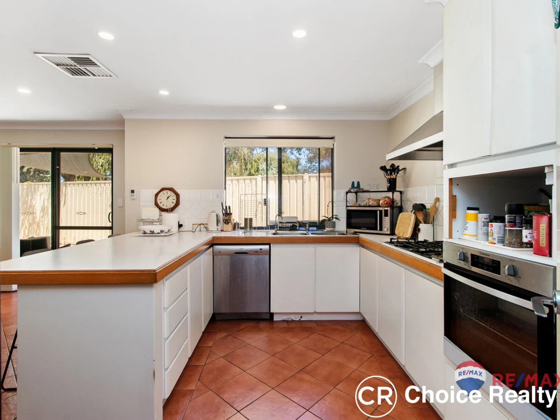 12b Manning Road, CANNINGTON WA 6107, Cannington - Thumbnail 8